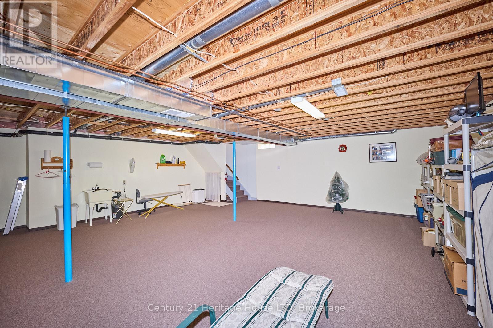 487 Albany Street, Fort Erie (Lakeshore), Ontario  L2A 6L6 - Photo 46 - X12007886