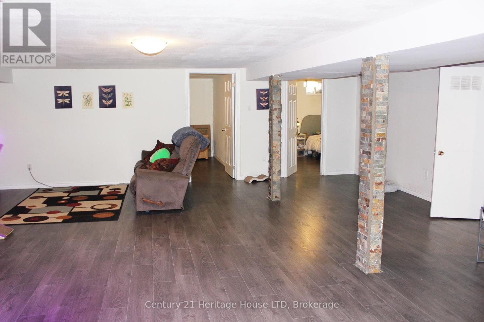 Basement - 16 Murray Street, St. Catharines (Vine/linwell), Ontario  L2M 1S4 - Photo 11 - X12008748