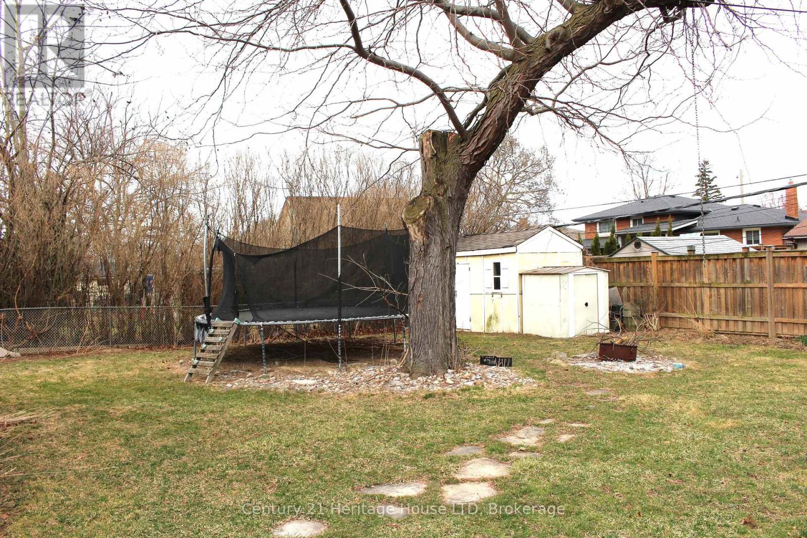Basement - 16 Murray Street, St. Catharines (Vine/linwell), Ontario  L2M 1S4 - Photo 6 - X12008748