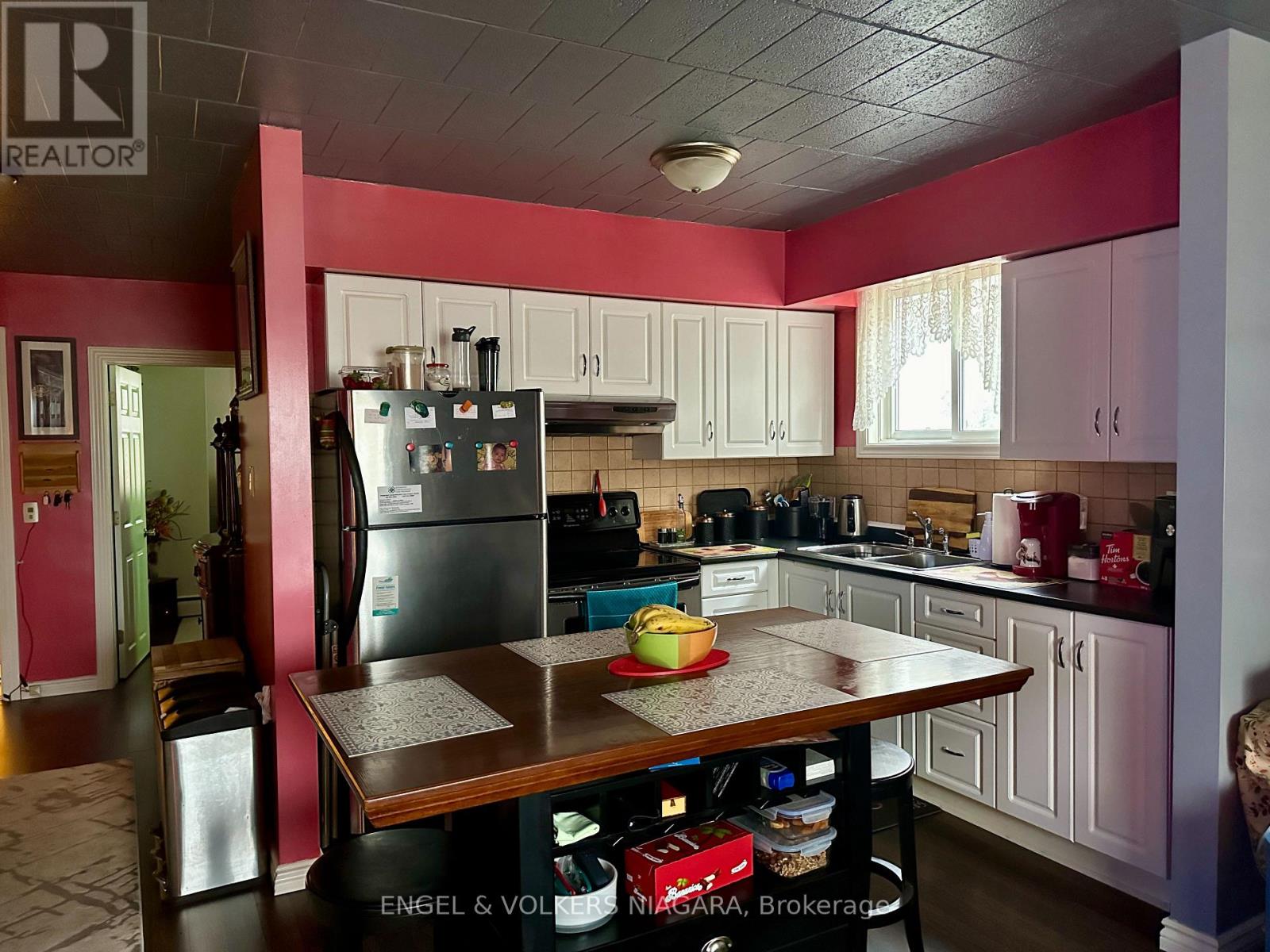 5844 Ferry Street, Niagara Falls (216 - Dorchester), Ontario  L2G 1S9 - Photo 13 - X12009106