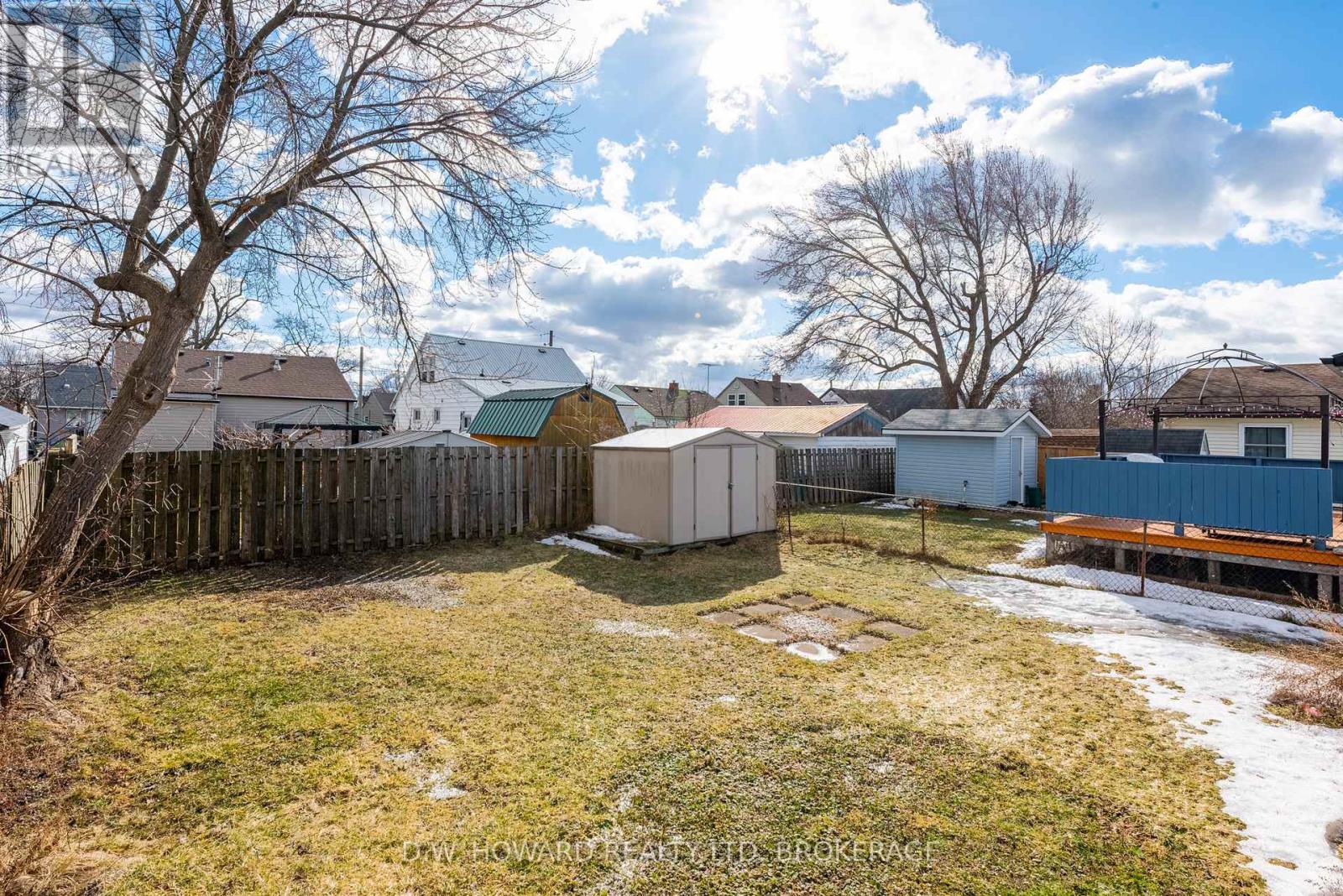 41 Aberdeen Court, Fort Erie (332 - Central), Ontario  L2A 3Z1 - Photo 16 - X12009149