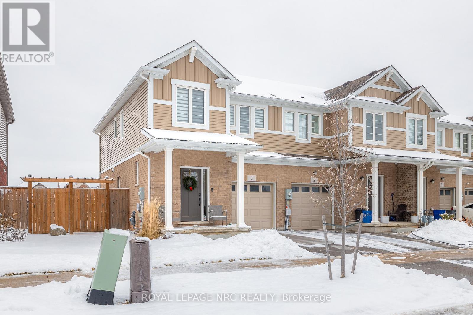 7 LYMBURNER STREET, pelham (662 - fonthill), Ontario