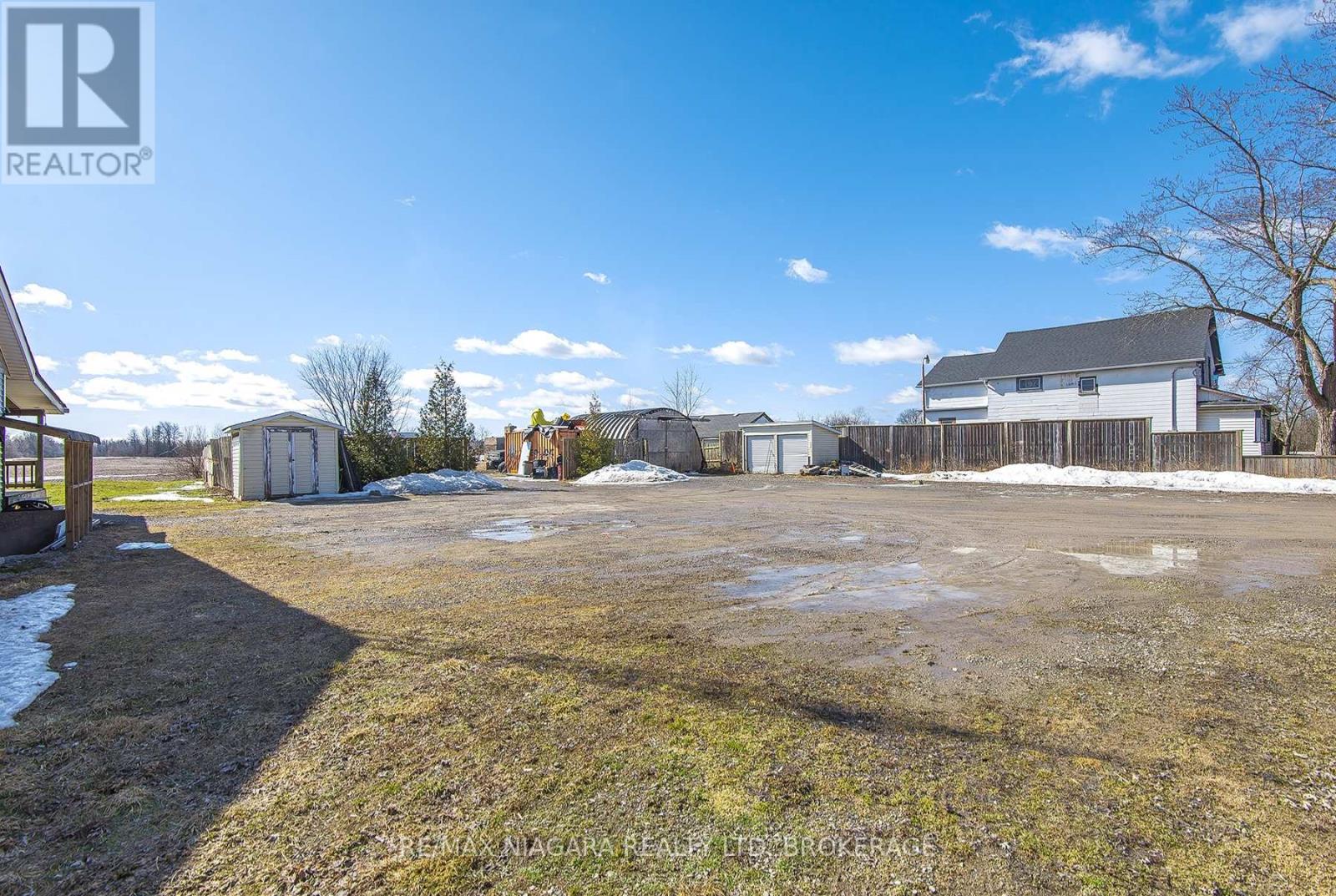 4530 Marshall Road, Niagara Falls (224 - Lyons Creek), Ontario  L2E 6S6 - Photo 5 - X12011002