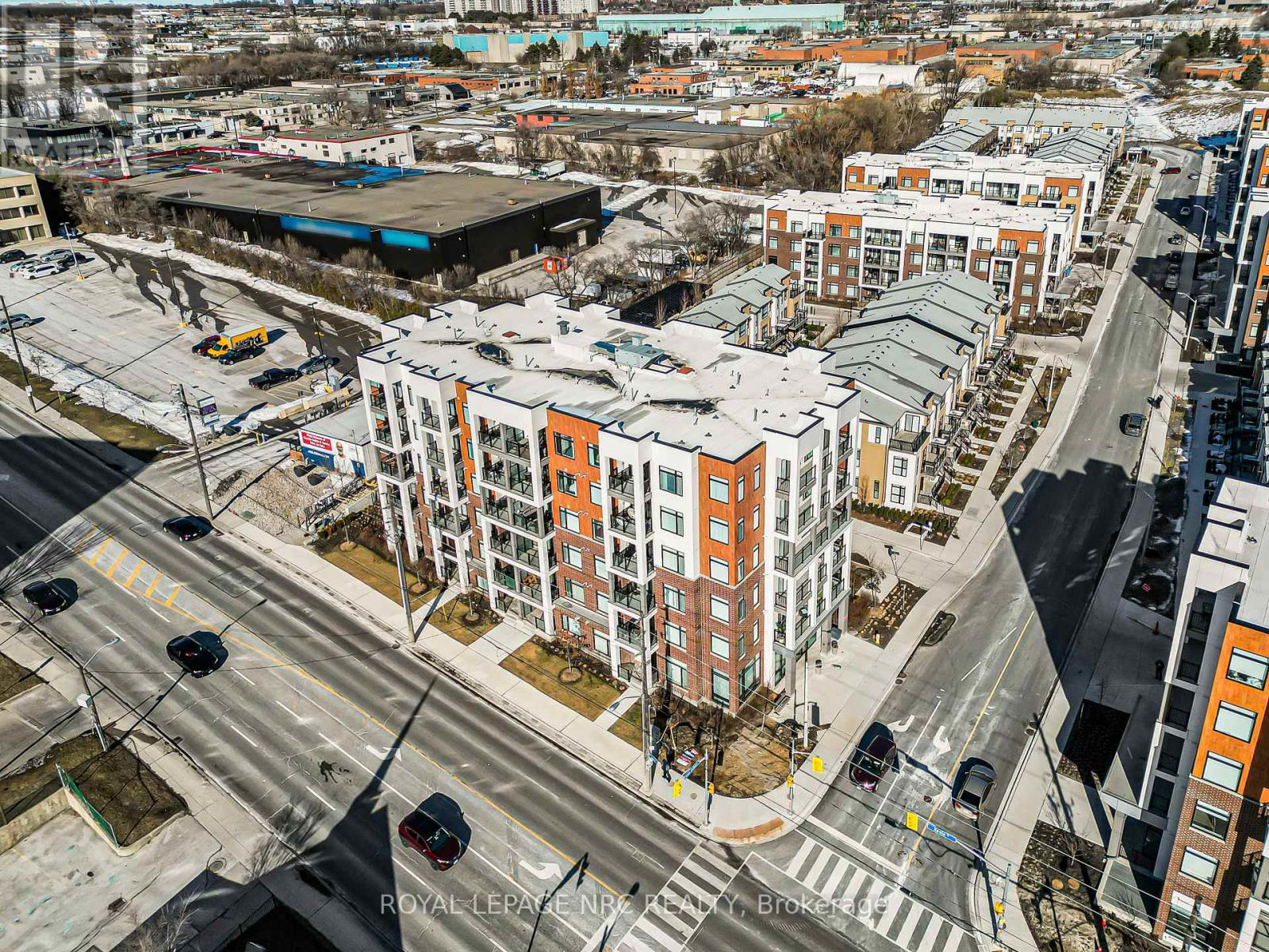 409 - 160 CANON JACKSON DRIVE, toronto (beechborough-greenbrook), Ontario