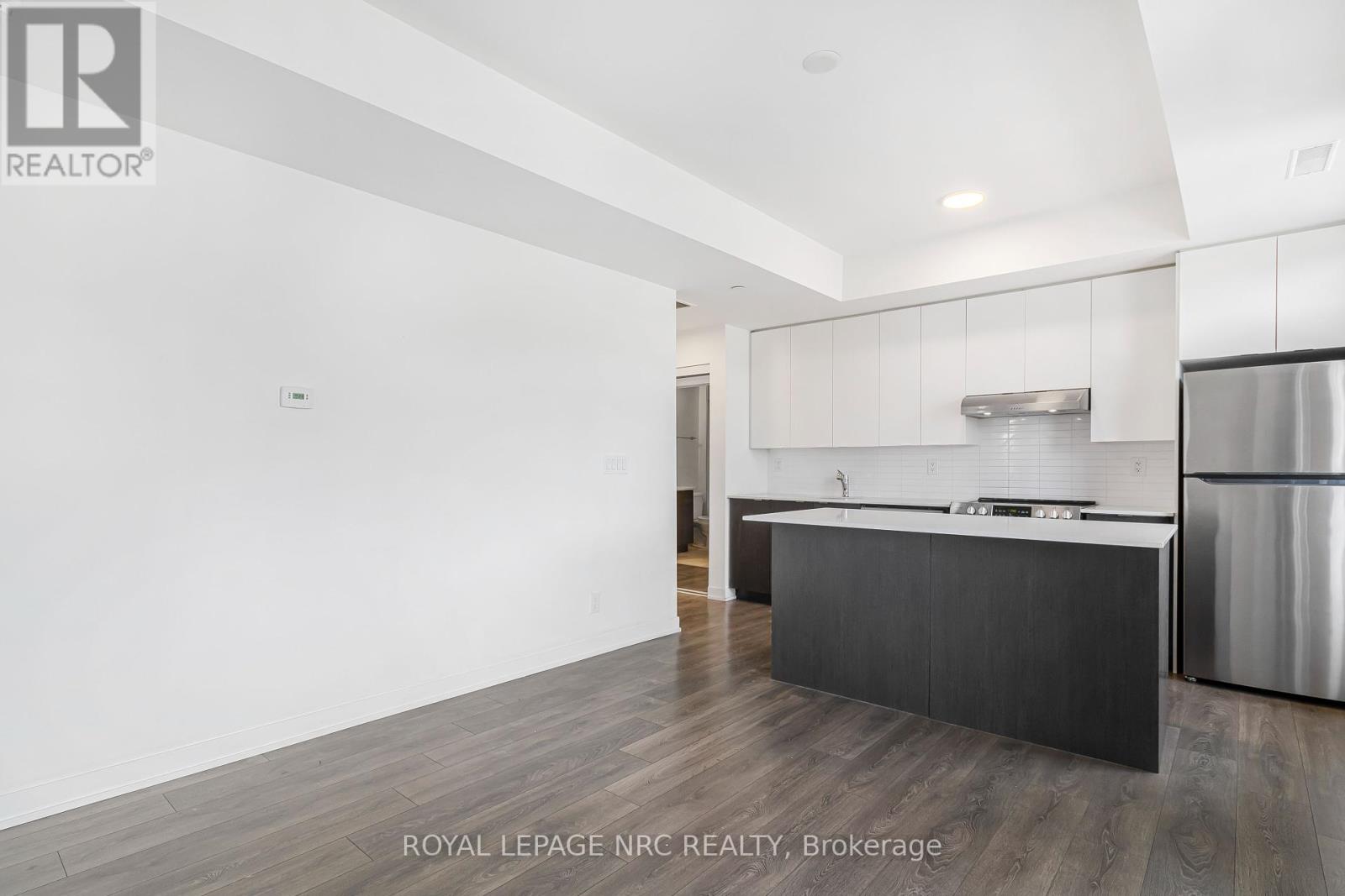 409 - 160 Canon Jackson Drive, Toronto (Beechborough-Greenbrook), Ontario  M6M 0B7 - Photo 13 - W12012699