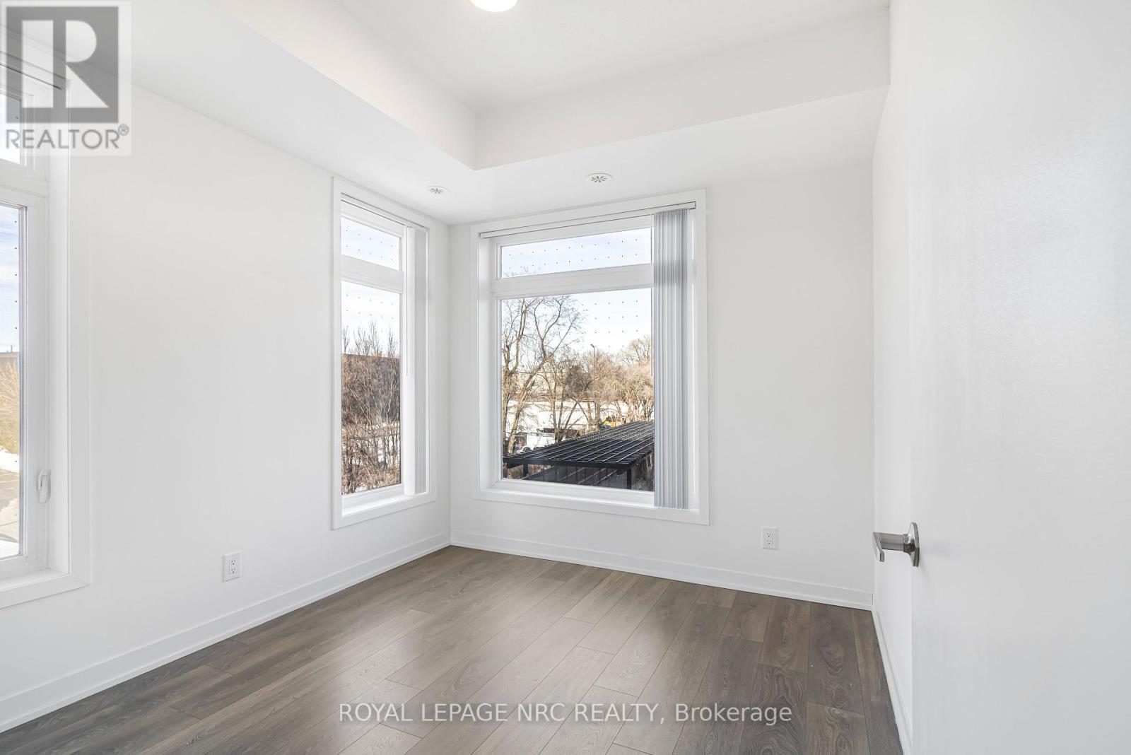 409 - 160 Canon Jackson Drive, Toronto (Beechborough-Greenbrook), Ontario  M6M 0B7 - Photo 24 - W12012699