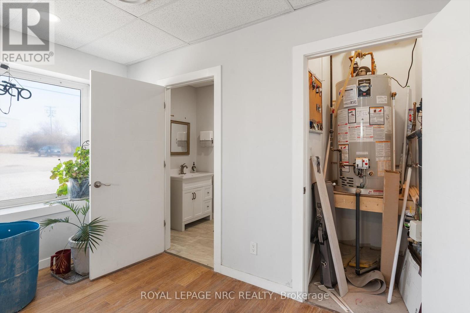 23 Neilson Avenue, St. Catharines (447 - Cushman/industrial), Ontario  L2M 5V9 - Photo 11 - X12015354