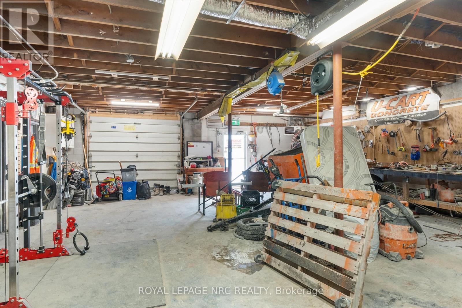 23 Neilson Avenue, St. Catharines (447 - Cushman/industrial), Ontario  L2M 5V9 - Photo 18 - X12015354