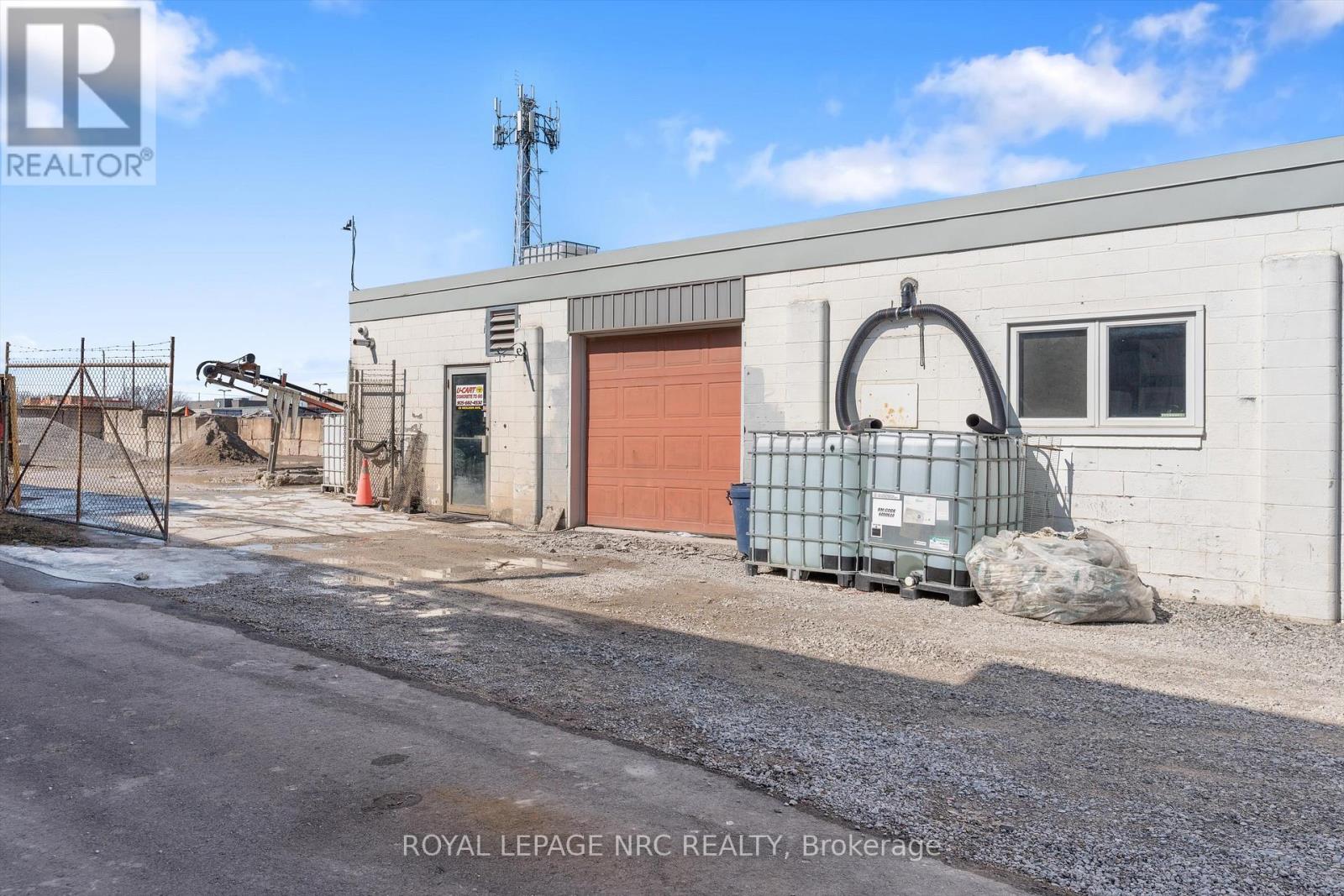 23 Neilson Avenue, St. Catharines (447 - Cushman/industrial), Ontario  L2M 5V9 - Photo 23 - X12015354