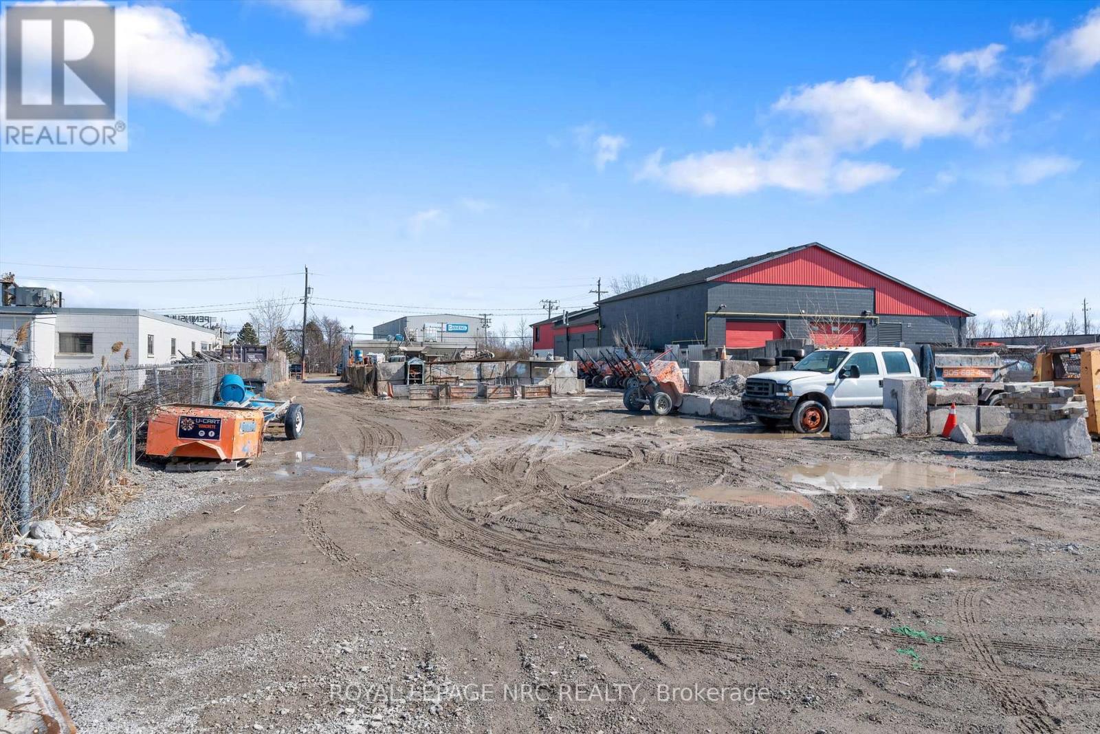 23 Neilson Avenue, St. Catharines (447 - Cushman/industrial), Ontario  L2M 5V9 - Photo 29 - X12015354