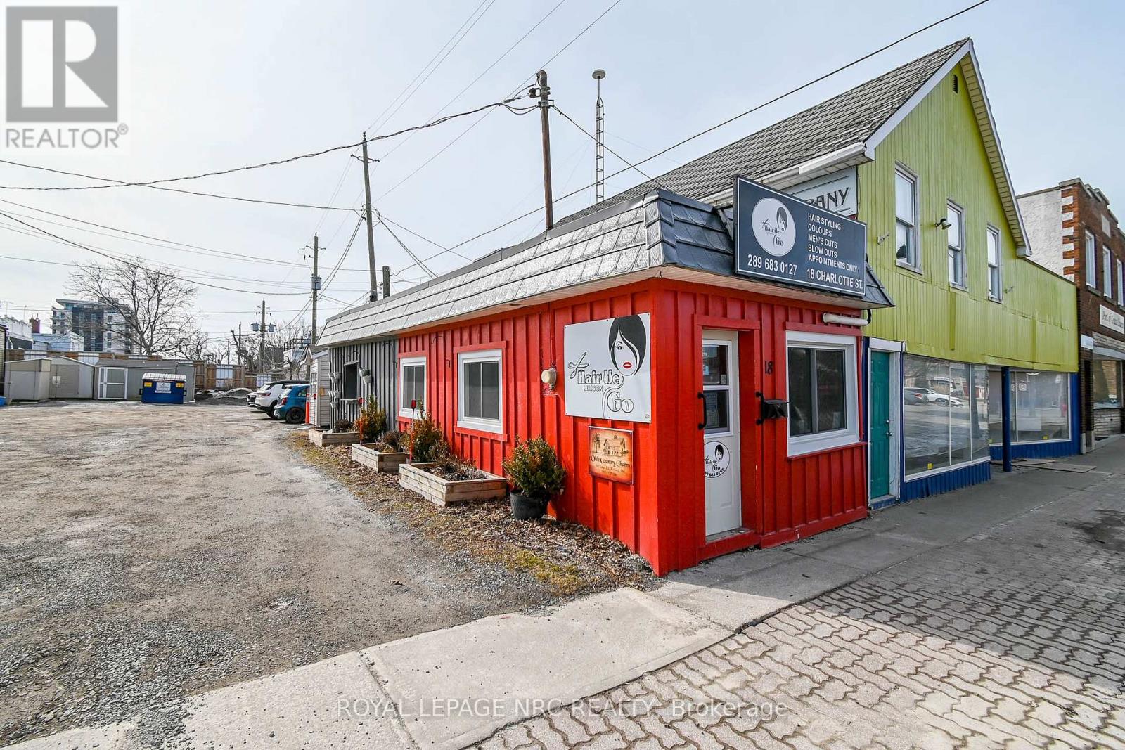 18 CHARLOTTE STREET, port colborne (878 - sugarloaf), Ontario