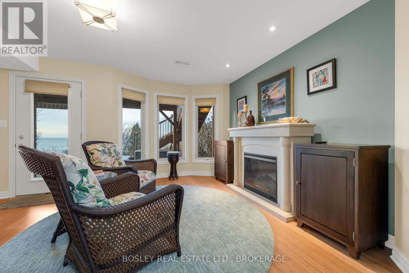 10 1/2 Colton Avenue, St. Catharines (438 - Port Dalhousie), Ontario  L2N 5B1 - Photo 44 - X12016438