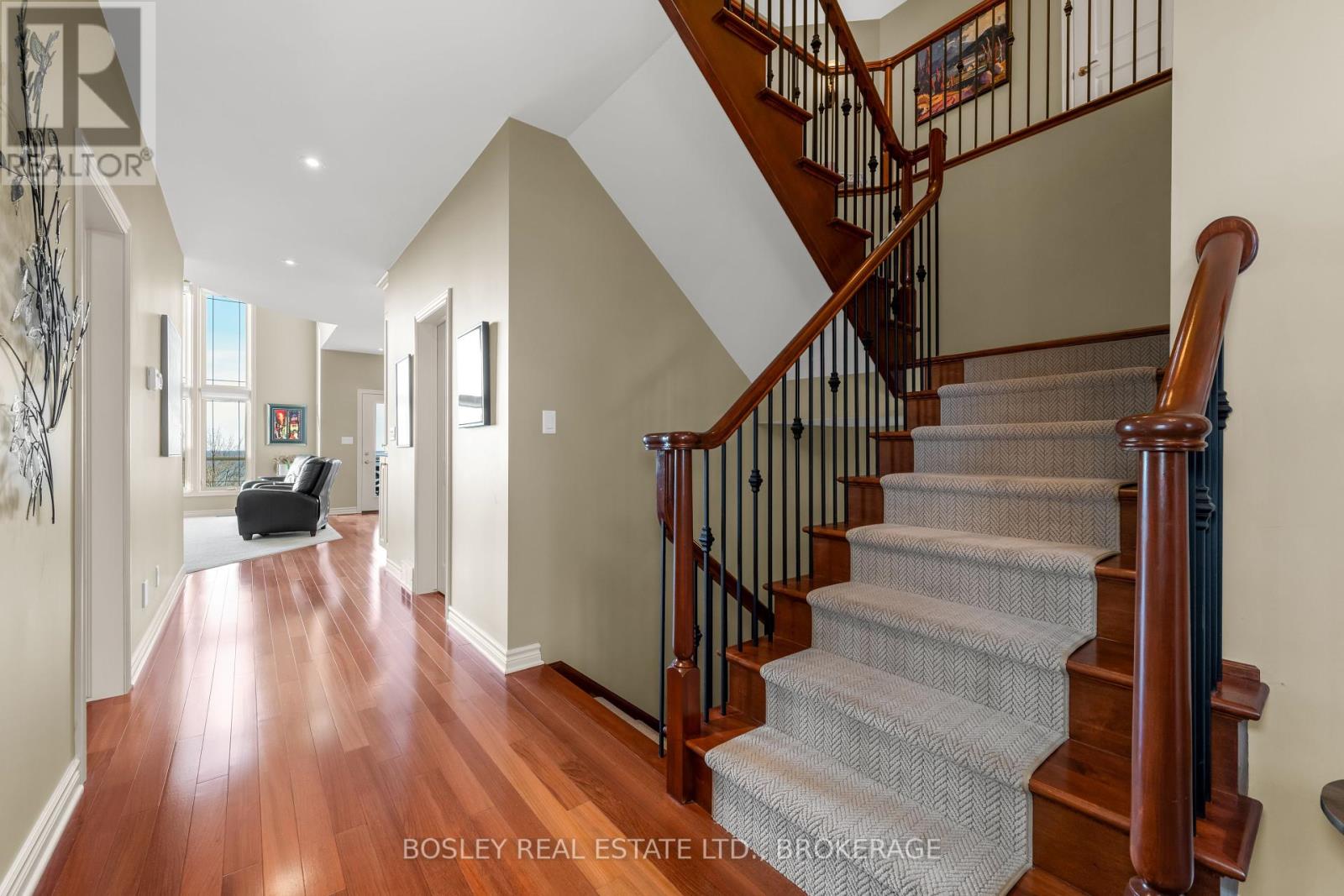 10 1/2 Colton Avenue, St. Catharines (438 - Port Dalhousie), Ontario  L2N 5B1 - Photo 8 - X12016438