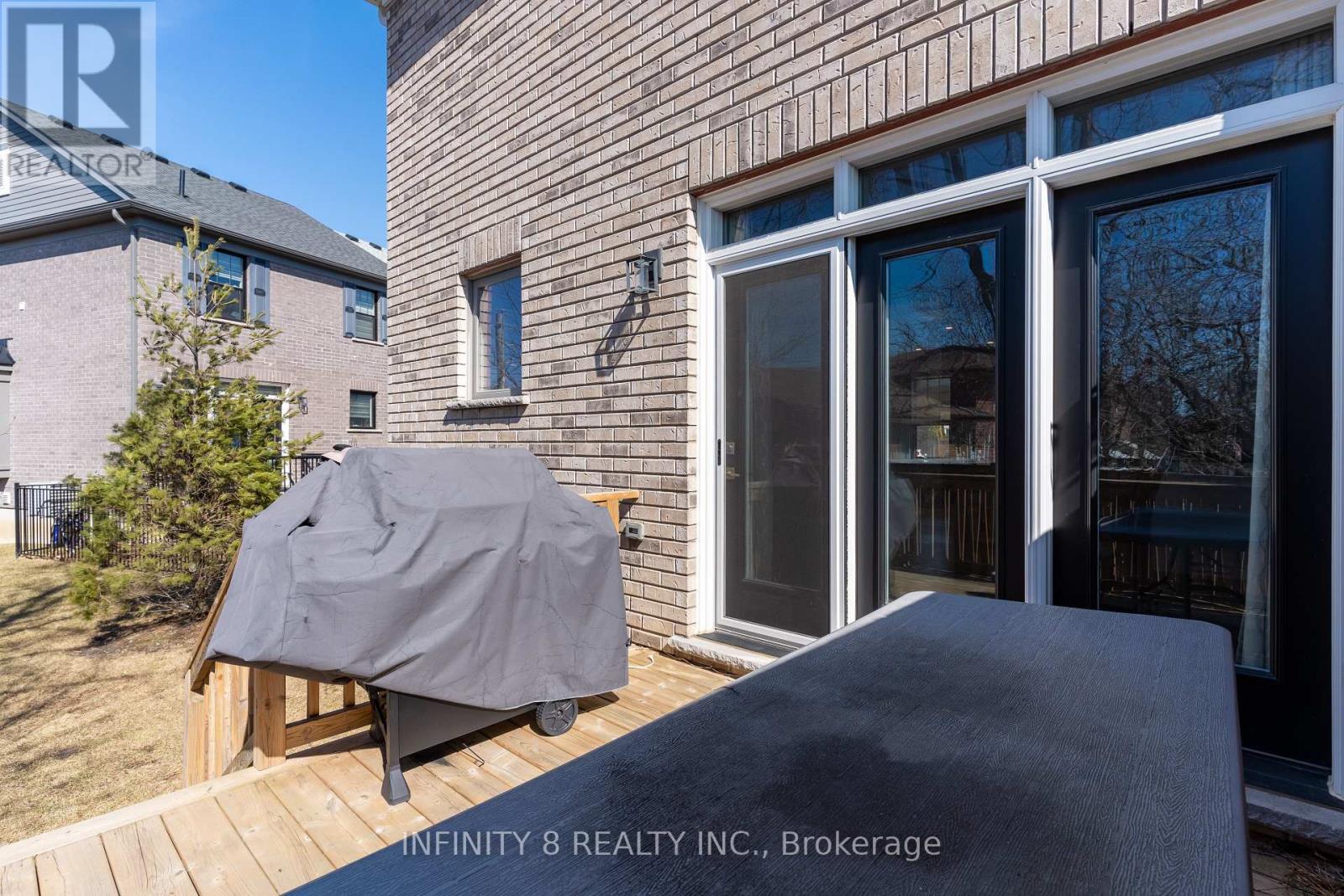 7 Aspen Common, St. Catharines (462 - Rykert/vansickle), Ontario  L2S 2B3 - Photo 32 - X12016595