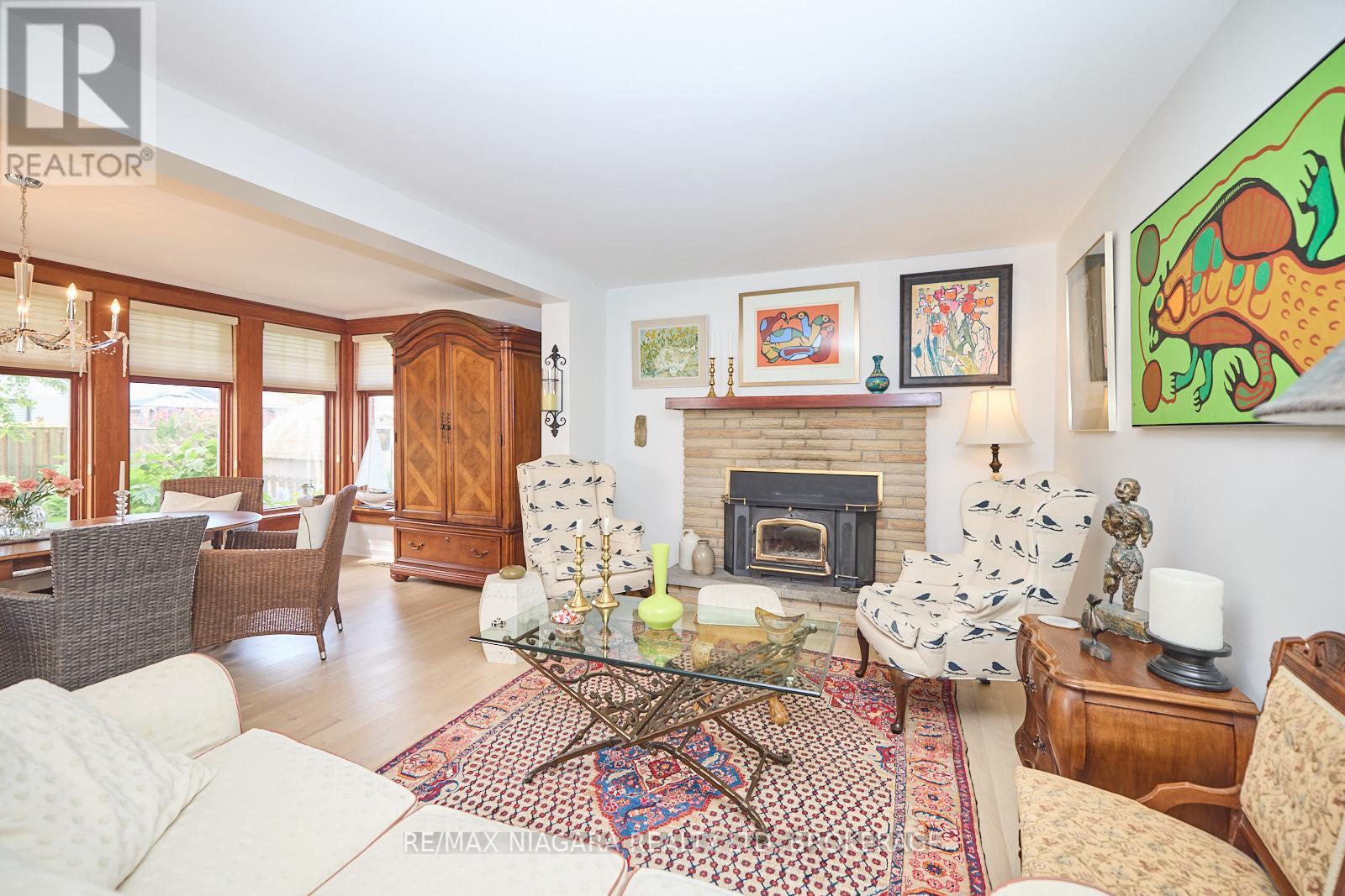 24 Gaspare Drive, Port Colborne (878 - Sugarloaf), Ontario  L3K 2V2 - Photo 10 - X12016959