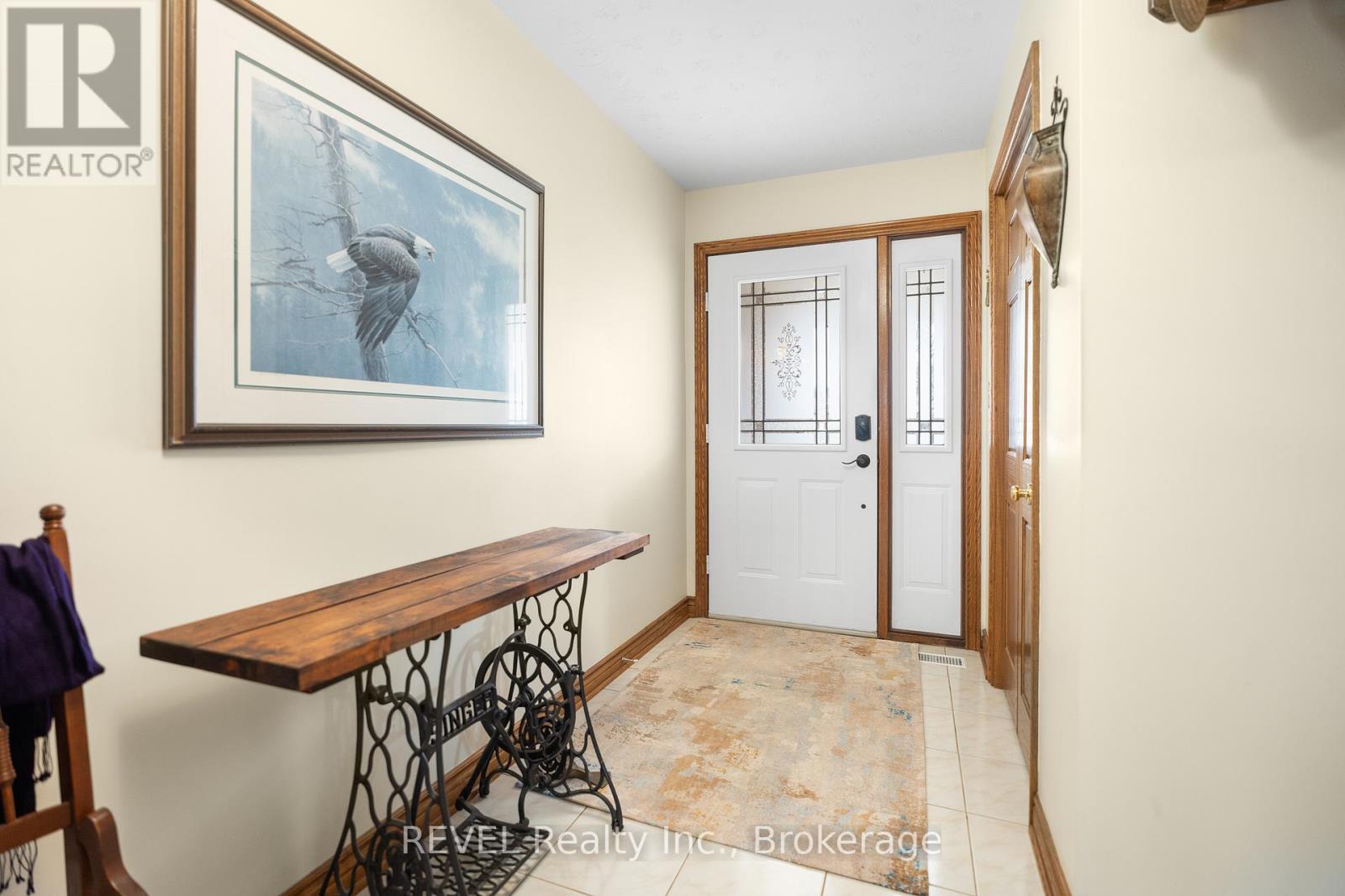 43 Flannery Lane, Thorold (558 - Confederation Heights), Ontario  L2V 4V8 - Photo 25 - X12017034