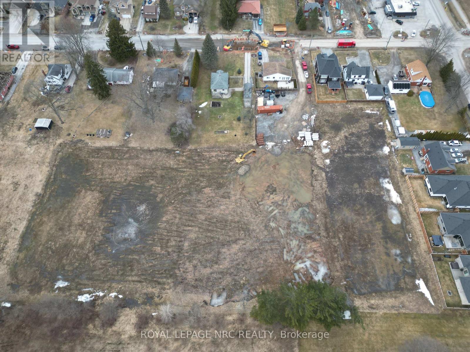 701 Quaker Drive, Pelham (662 - Fonthill), Ontario  L3C 3H3 - Photo 6 - X12017478