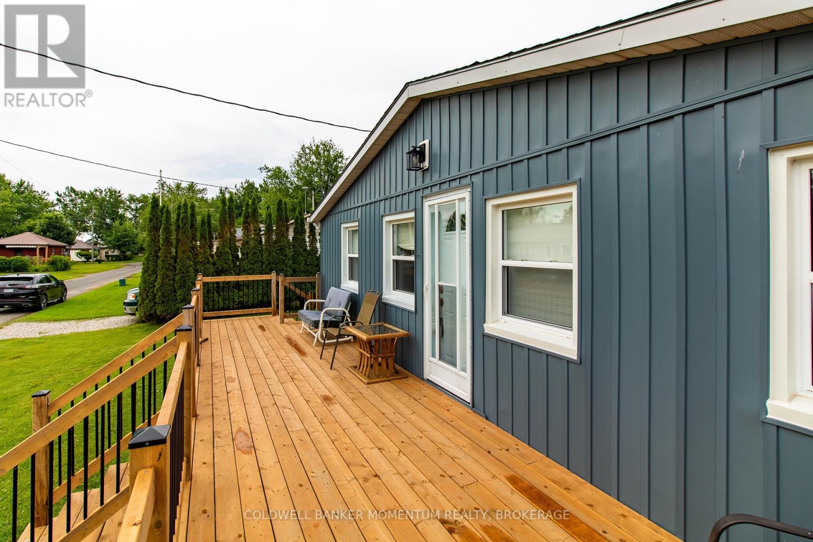 20 Fourth Avenue, Norfolk (Long Point), Ontario  N0E 1M0 - Photo 5 - X11964500