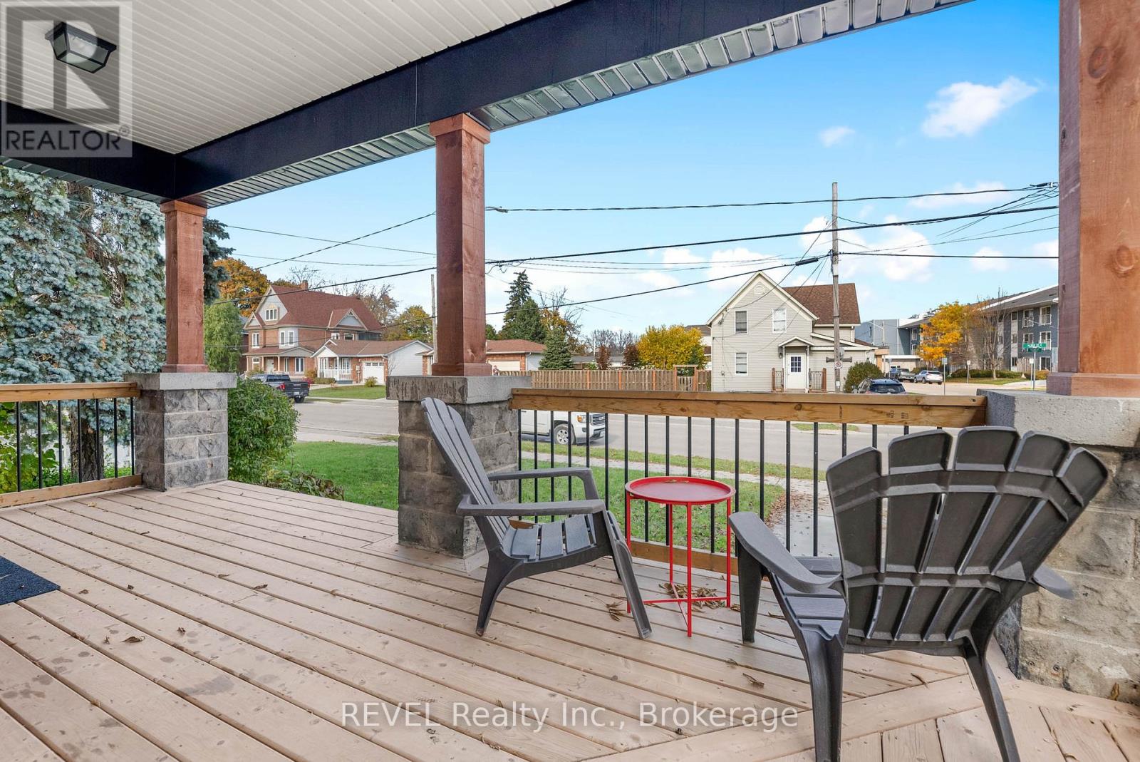 126 Alder Street E, Haldimand (Dunnville), Ontario  N1A 1C7 - Photo 4 - X12019405