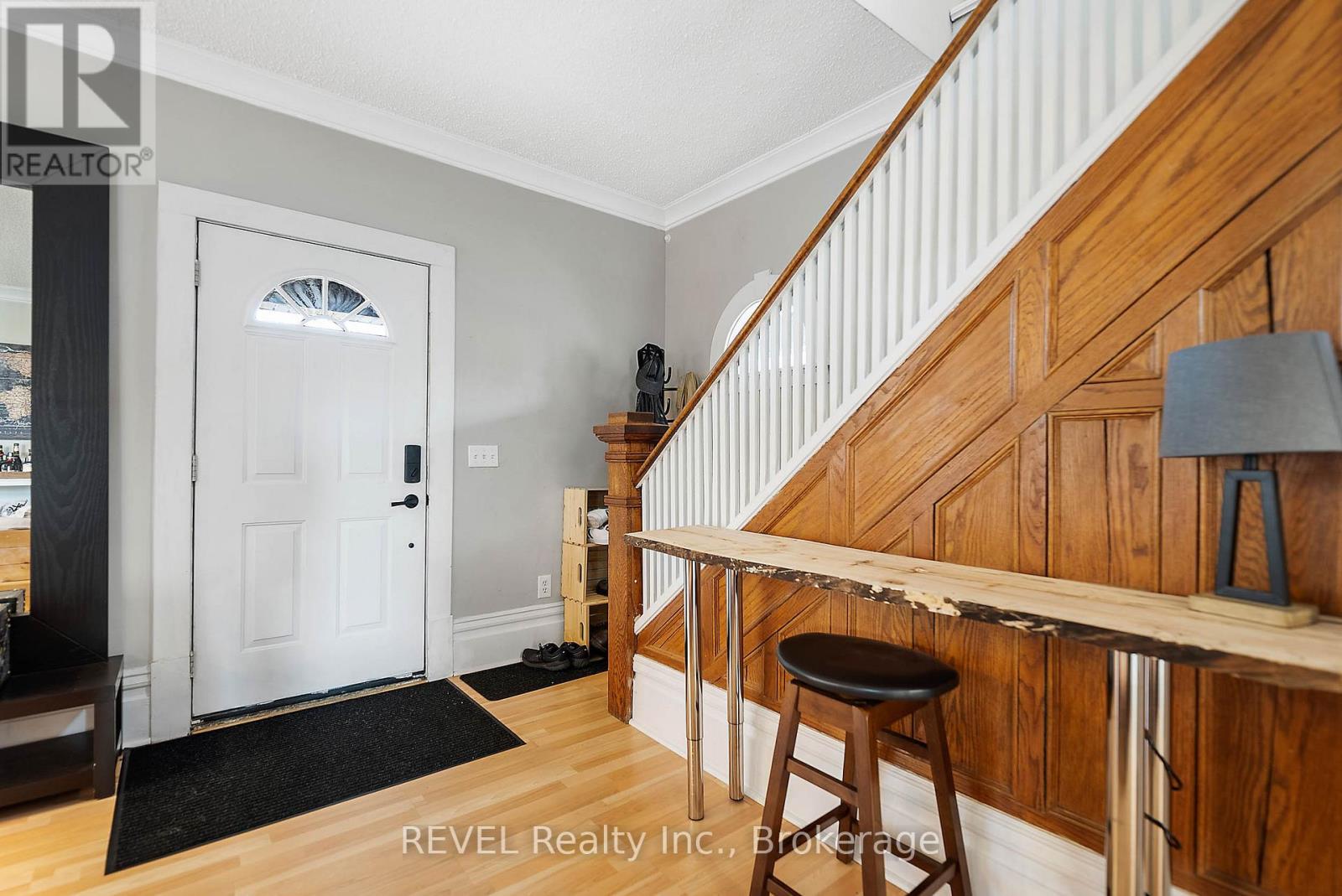 126 Alder Street E, Haldimand (Dunnville), Ontario  N1A 1C7 - Photo 6 - X12019405