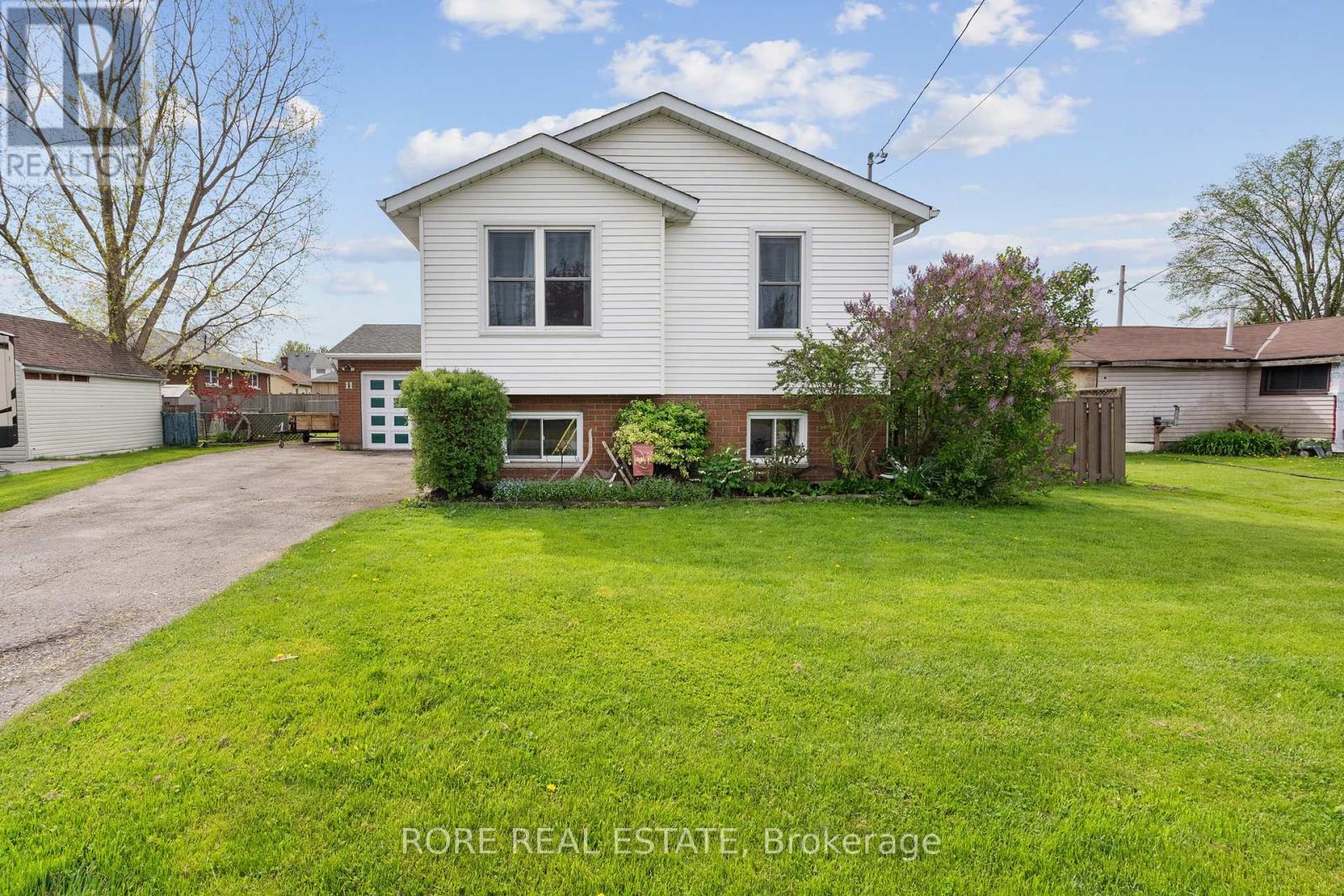 11 QUEENSTON BOULEVARD, fort erie (333 - lakeshore), Ontario
