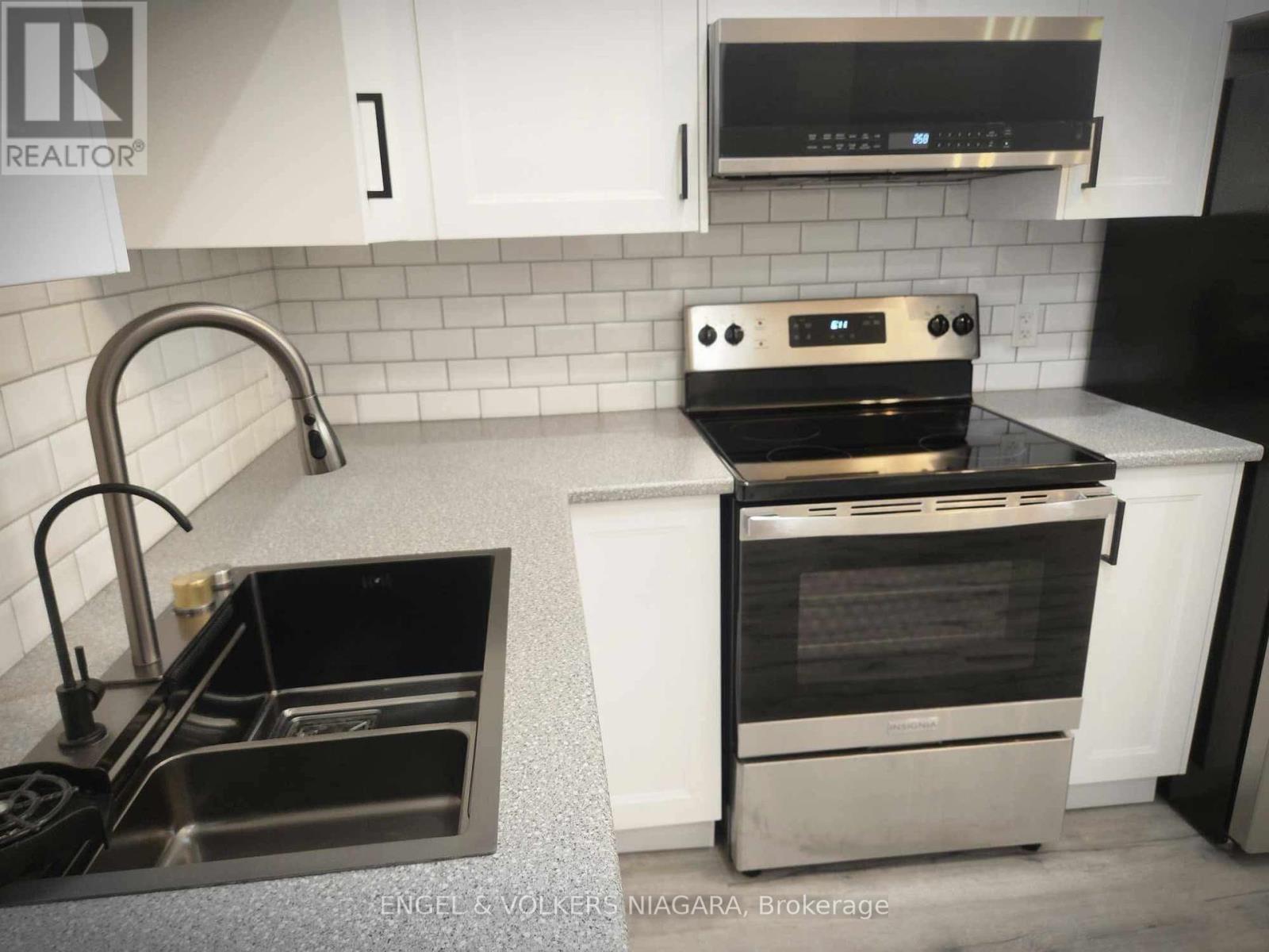 4691 Ontario Avenue, Niagara Falls (210 - Downtown), Ontario  L2E 3R1 - Photo 23 - X12023219
