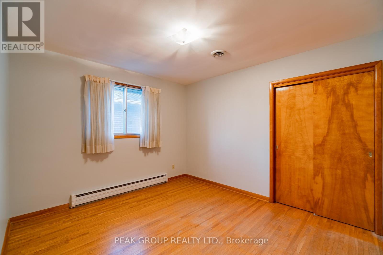 Upper - 248 Bertie Street, Fort Erie (Central), Ontario  L2A 1Z6 - Photo 13 - X12024674