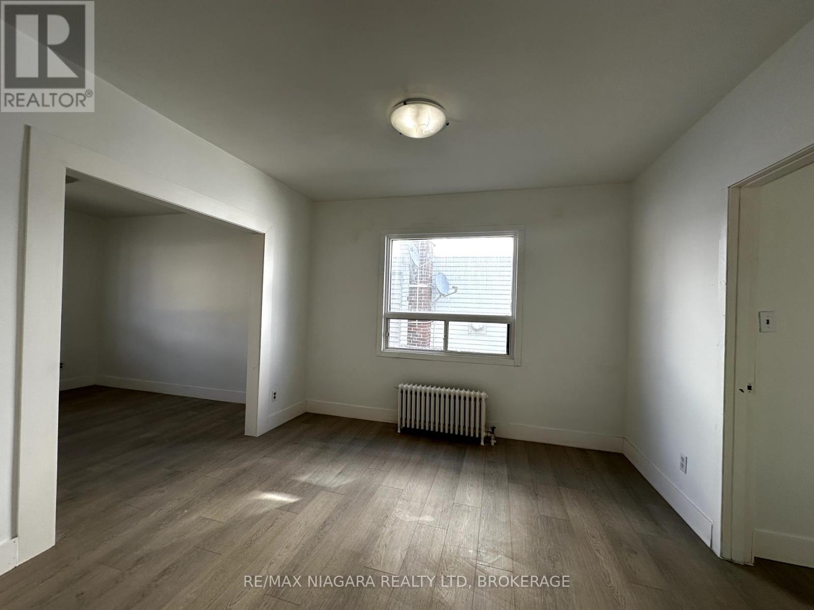 1 - 59 Asher Street, Welland (768 - Welland Downtown), Ontario  L3B 4J2 - Photo 3 - X12025770