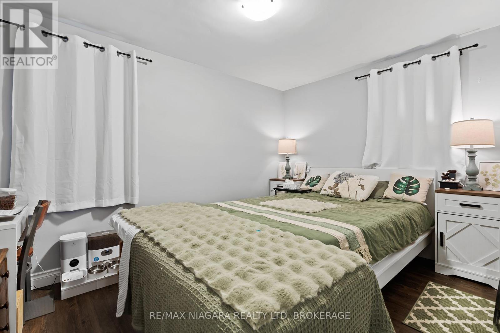 3204 Saint Paul Avenue, Niagara Falls (205 - Church's Lane), Ontario  L2J 2M1 - Photo 12 - X12025857