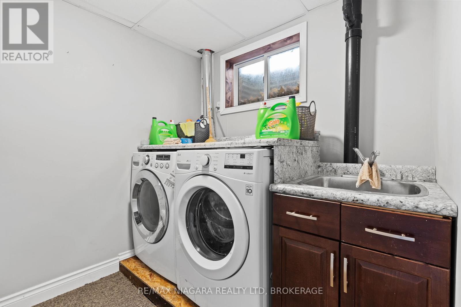 3204 Saint Paul Avenue, Niagara Falls (205 - Church's Lane), Ontario  L2J 2M1 - Photo 21 - X12025857