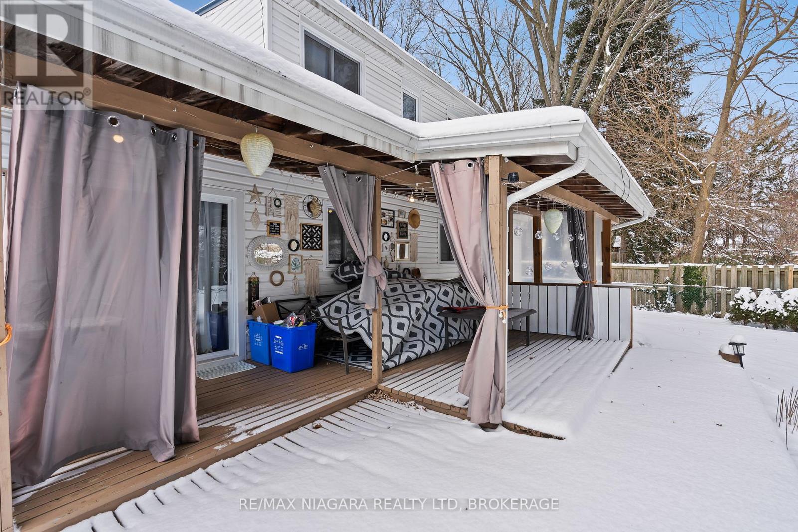3204 Saint Paul Avenue, Niagara Falls (205 - Church's Lane), Ontario  L2J 2M1 - Photo 33 - X12025857