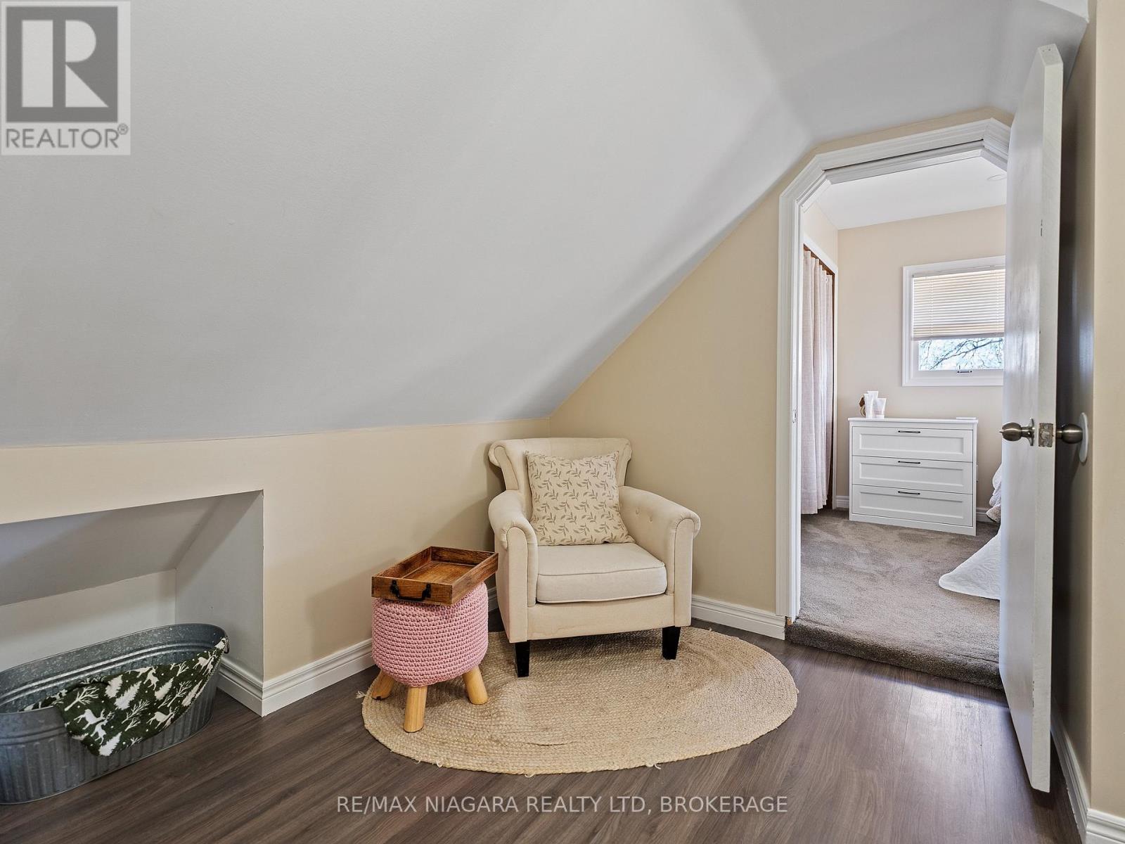 2474 Stevensville Road, Fort Erie (328 - Stevensville), Ontario  L0S 1S0 - Photo 12 - X12027718