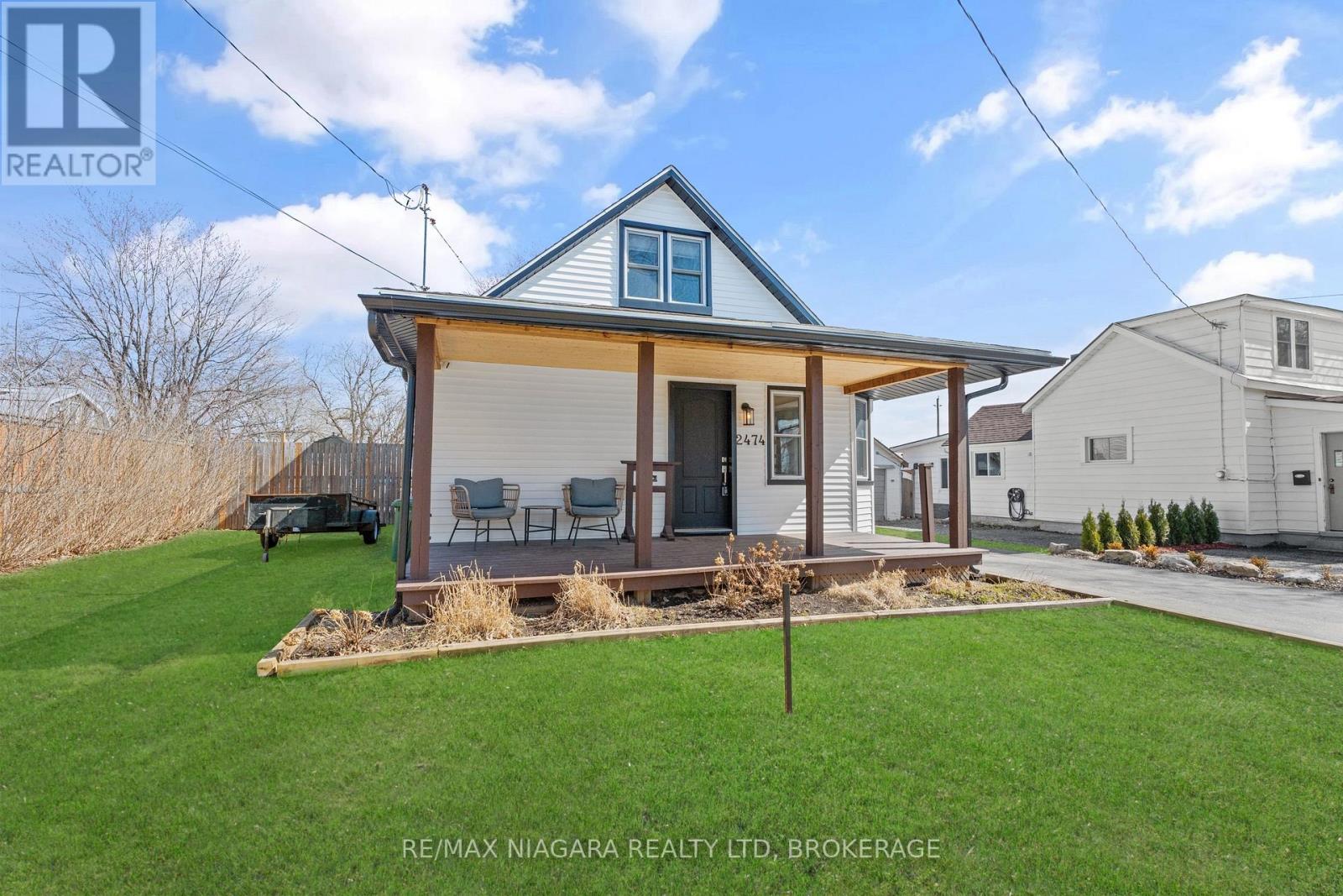 2474 Stevensville Road, Fort Erie (328 - Stevensville), Ontario  L0S 1S0 - Photo 2 - X12027718