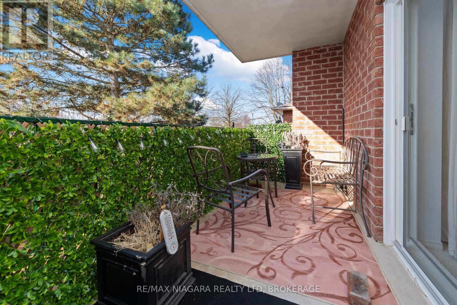 206 - 6704 Thorold Stone Road, Niagara Falls (Morrison), Ontario  L2J 1B3 - Photo 10 - X12028247