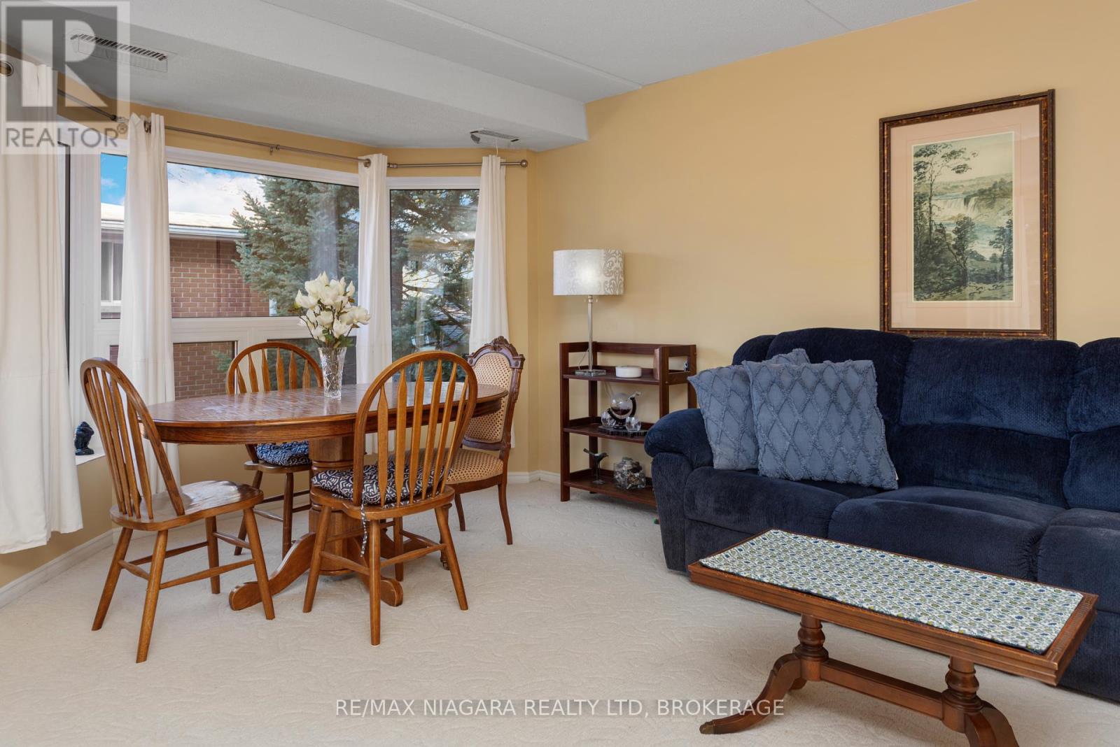 206 - 6704 Thorold Stone Road, Niagara Falls (Morrison), Ontario  L2J 1B3 - Photo 3 - X12028247