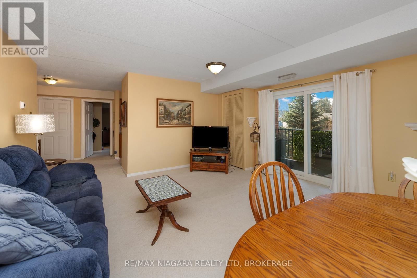 206 - 6704 Thorold Stone Road, Niagara Falls (Morrison), Ontario  L2J 1B3 - Photo 7 - X12028247