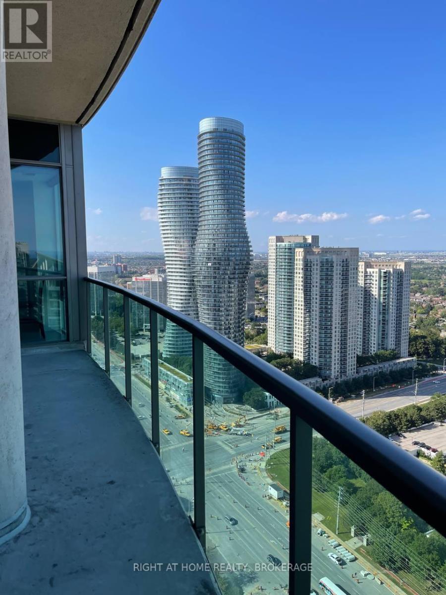 Ph101 - 208 Enfield Place, Mississauga (City Centre), Ontario  L5B 0G8 - Photo 10 - W12029054