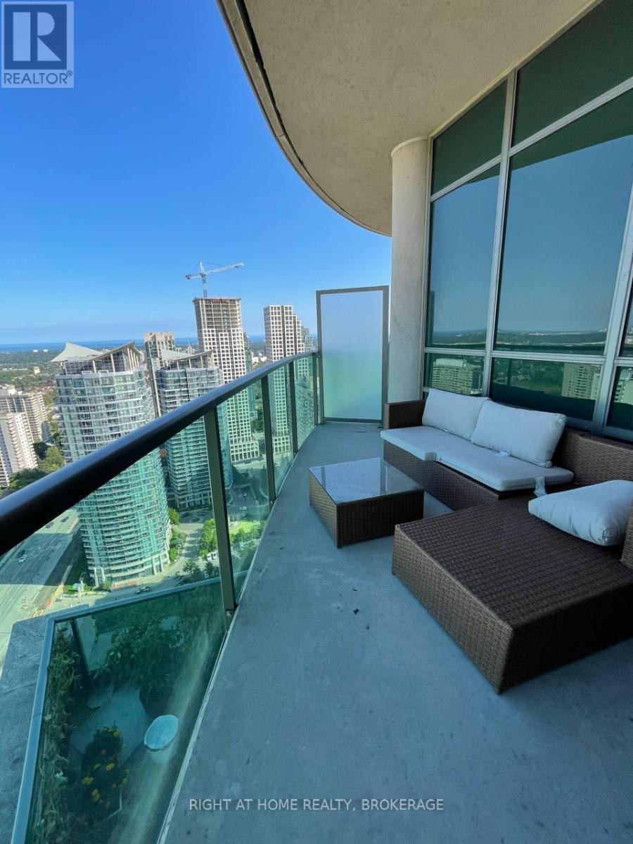Ph101 - 208 Enfield Place, Mississauga (City Centre), Ontario  L5B 0G8 - Photo 12 - W12029054