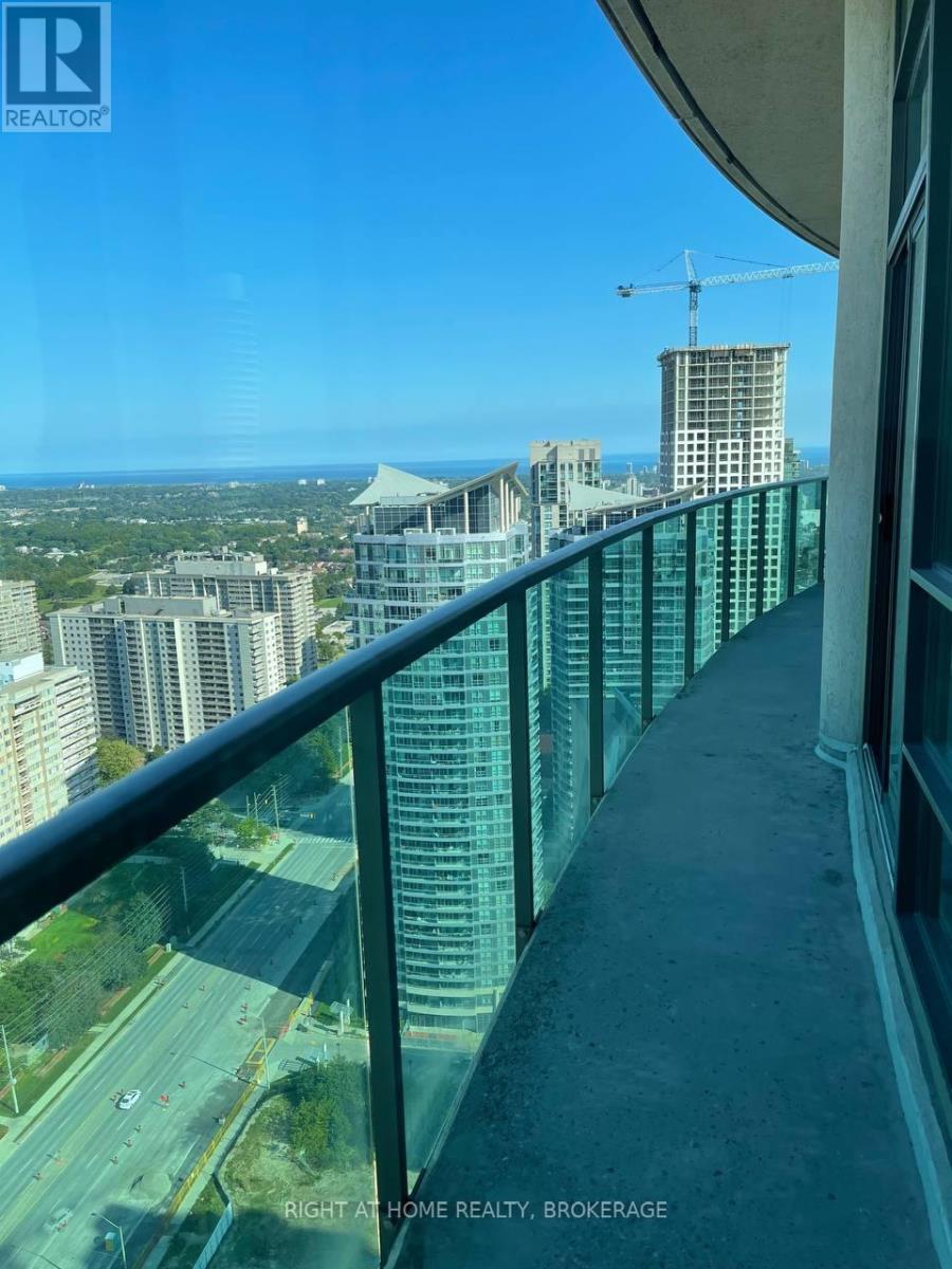 Ph101 - 208 Enfield Place, Mississauga (City Centre), Ontario  L5B 0G8 - Photo 22 - W12029054
