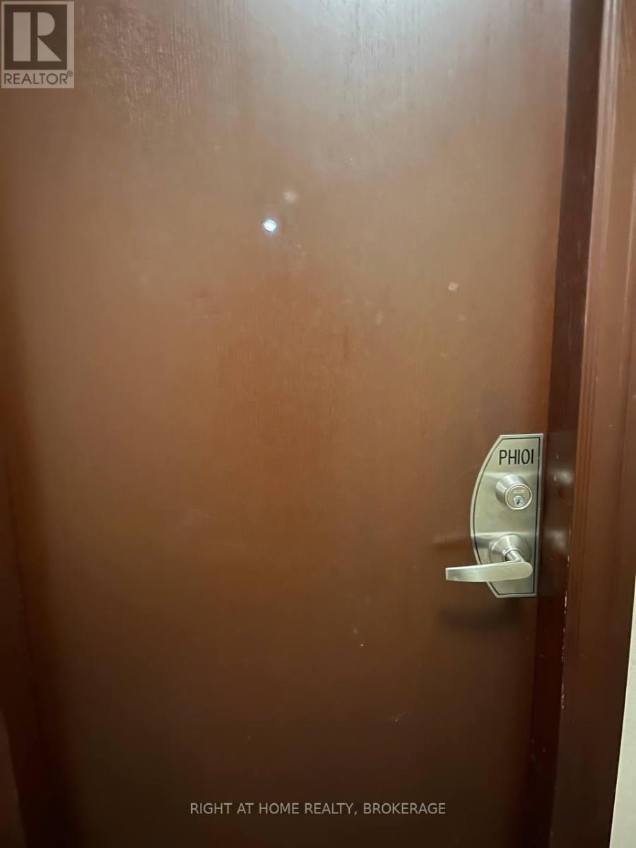 Ph101 - 208 Enfield Place, Mississauga (City Centre), Ontario  L5B 0G8 - Photo 33 - W12029054