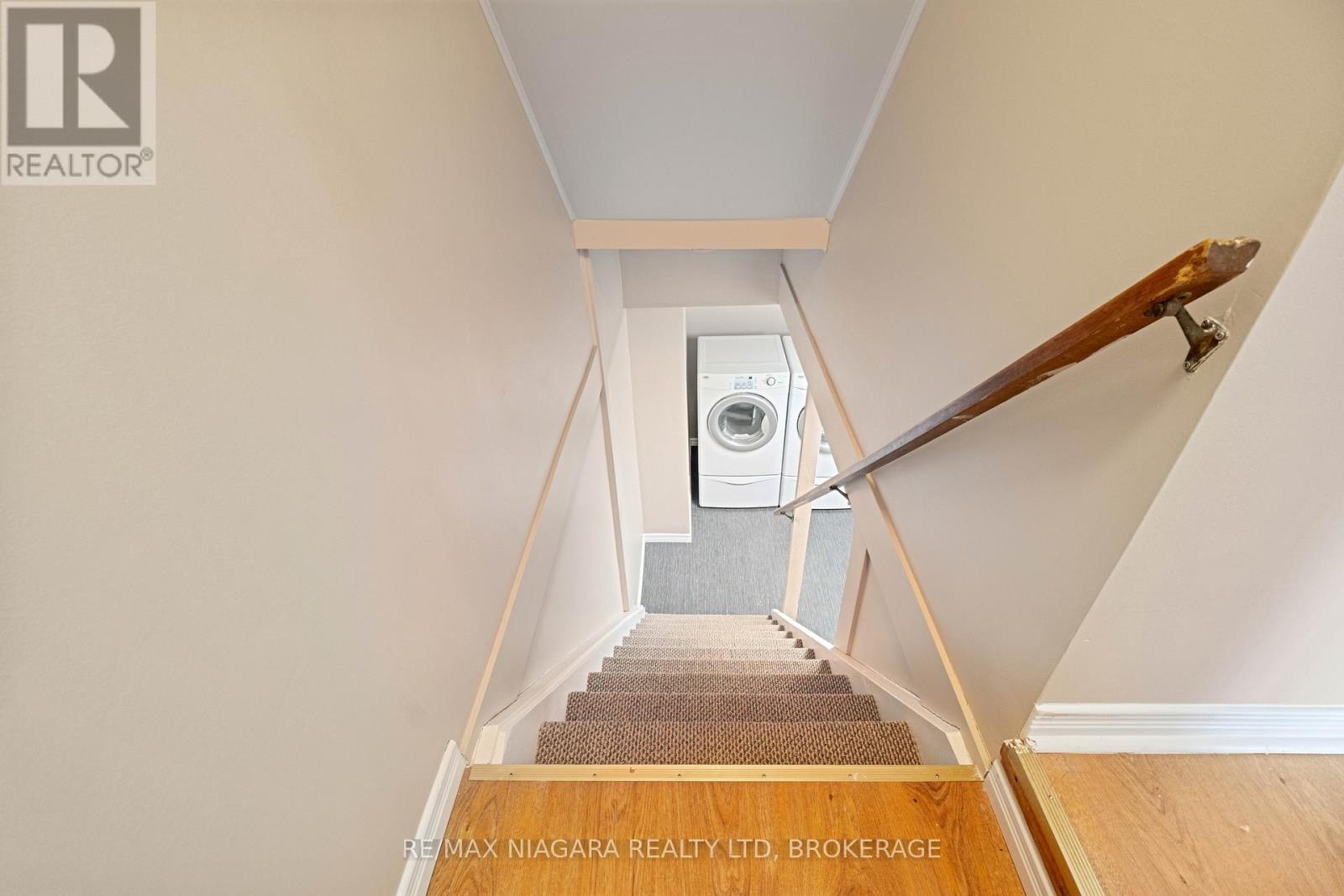 18 Julie Drive, Thorold (558 - Confederation Heights), Ontario  L2V 4L5 - Photo 28 - X12029671