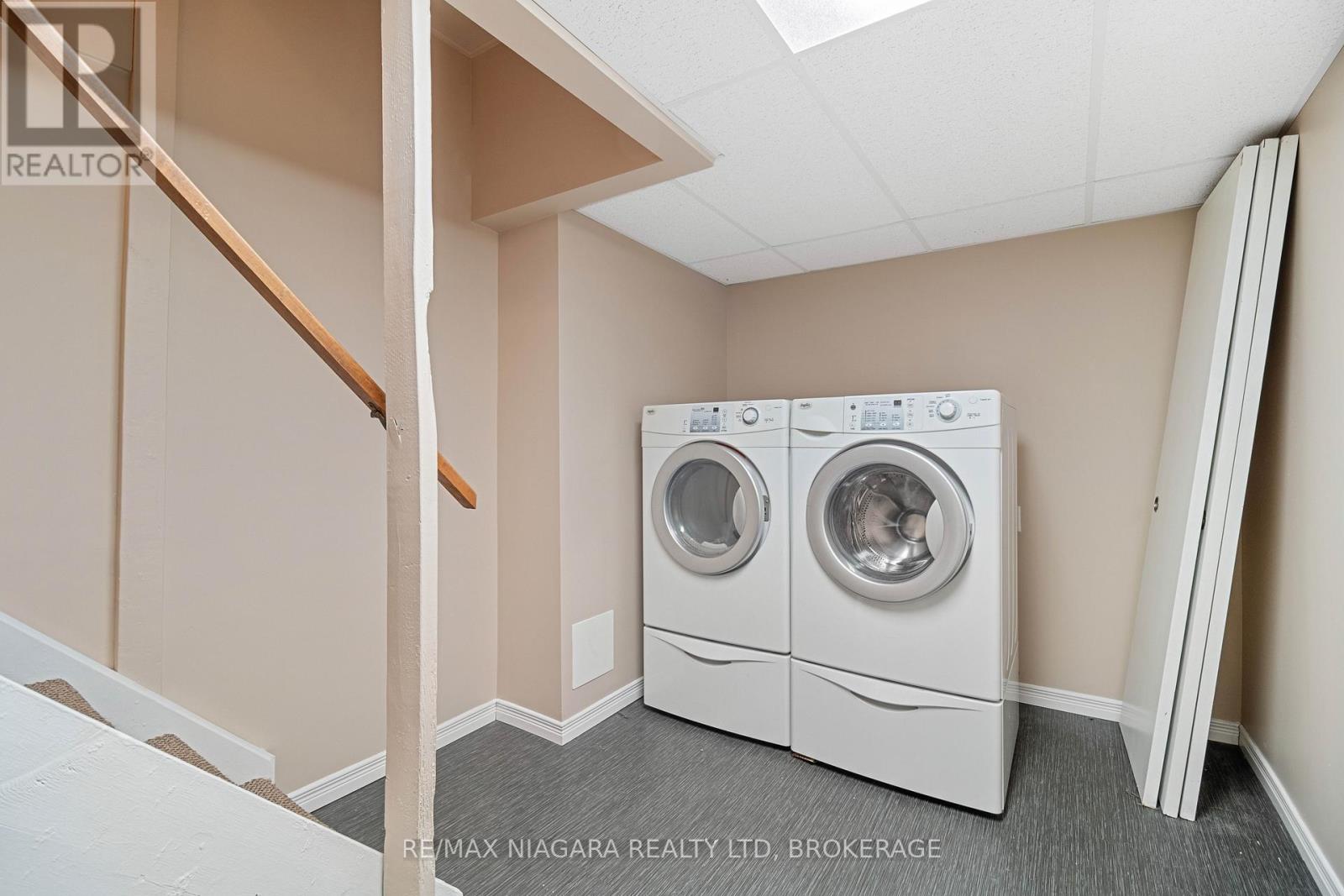 18 Julie Drive, Thorold (558 - Confederation Heights), Ontario  L2V 4L5 - Photo 29 - X12029671