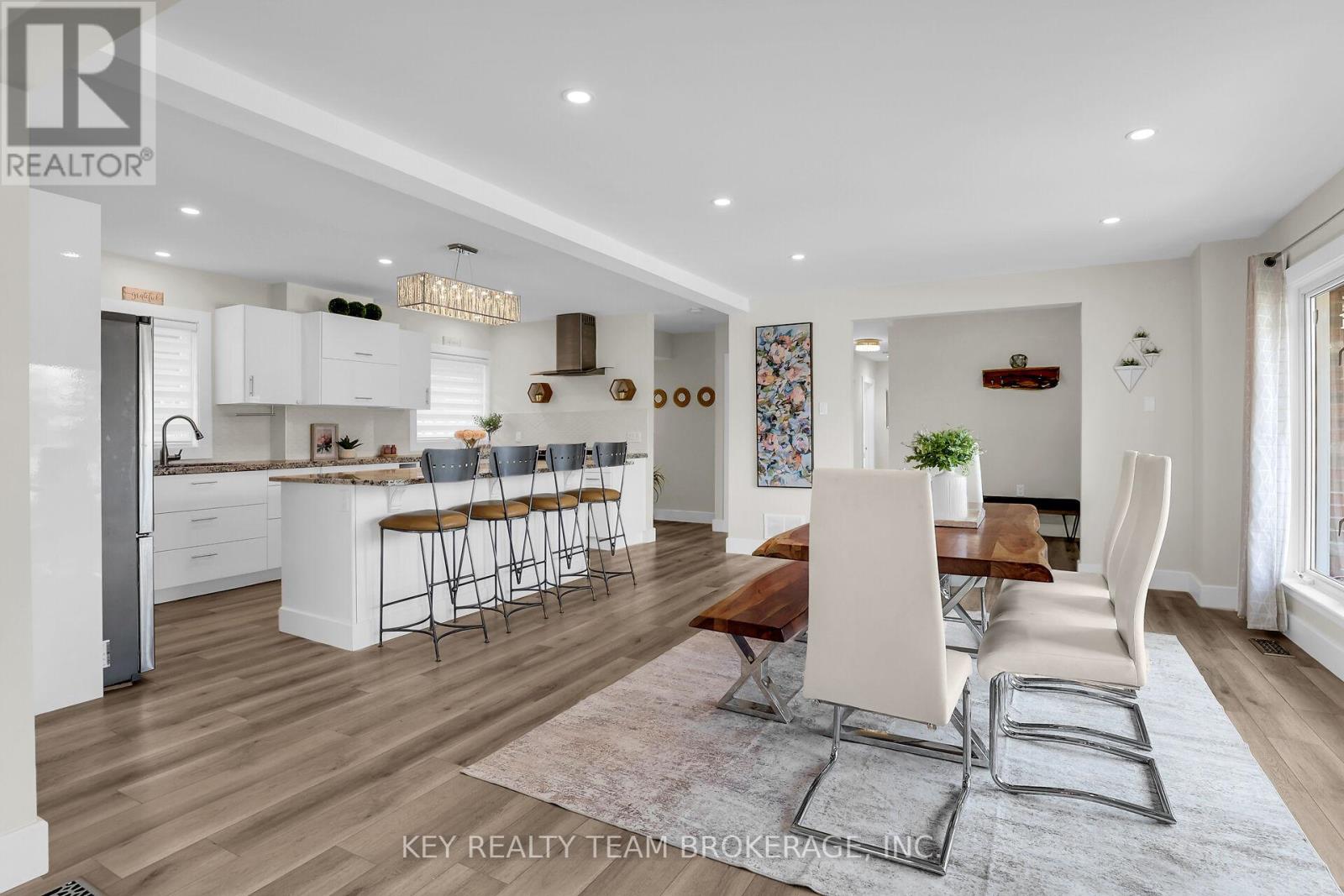 13 Marsdale Drive, St. Catharines (Glendale/glenridge), Ontario  L2T 3S1 - Photo 14 - X12030785