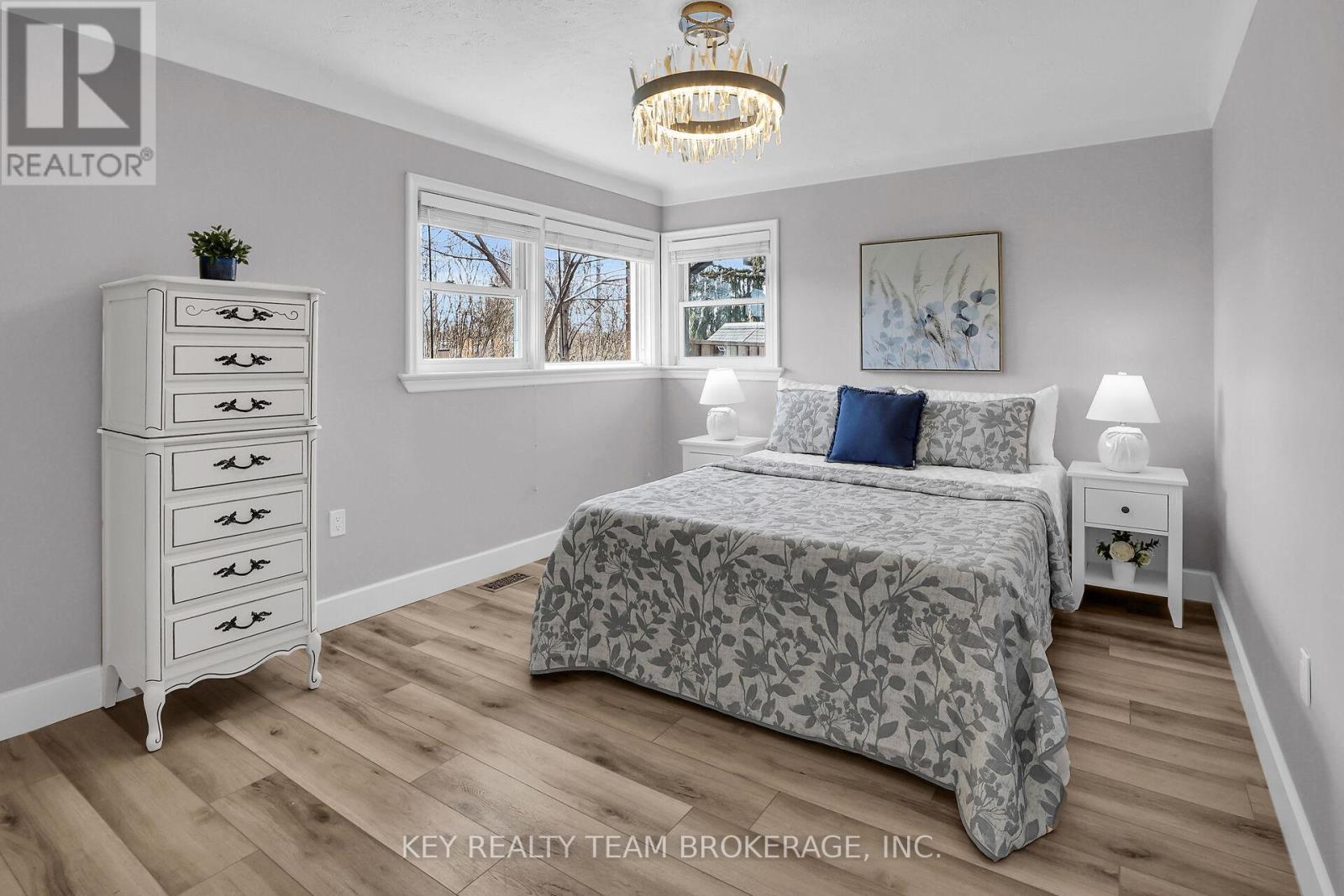 13 Marsdale Drive, St. Catharines (Glendale/glenridge), Ontario  L2T 3S1 - Photo 25 - X12030785