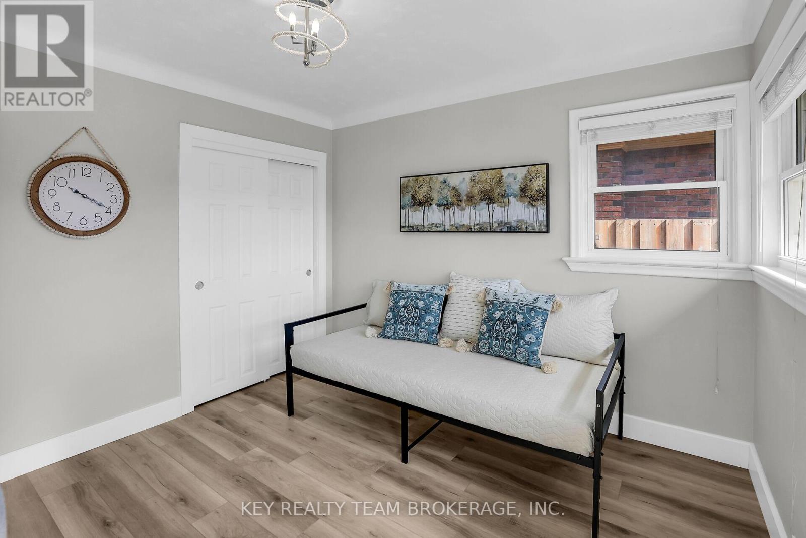 13 Marsdale Drive, St. Catharines (Glendale/glenridge), Ontario  L2T 3S1 - Photo 29 - X12030785