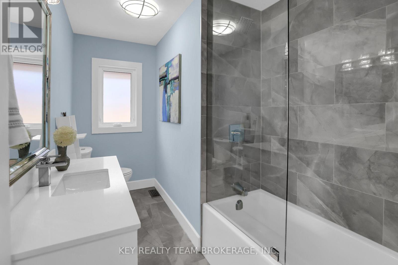 13 Marsdale Drive, St. Catharines (Glendale/glenridge), Ontario  L2T 3S1 - Photo 30 - X12030785