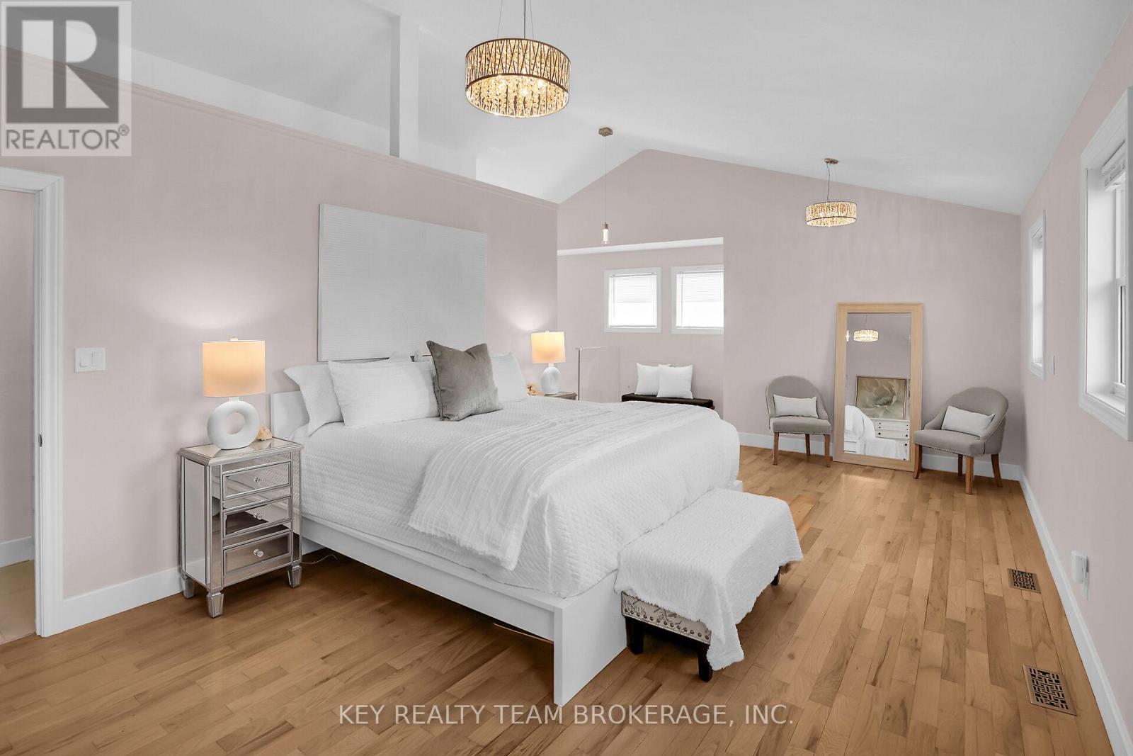 13 Marsdale Drive, St. Catharines (Glendale/glenridge), Ontario  L2T 3S1 - Photo 34 - X12030785