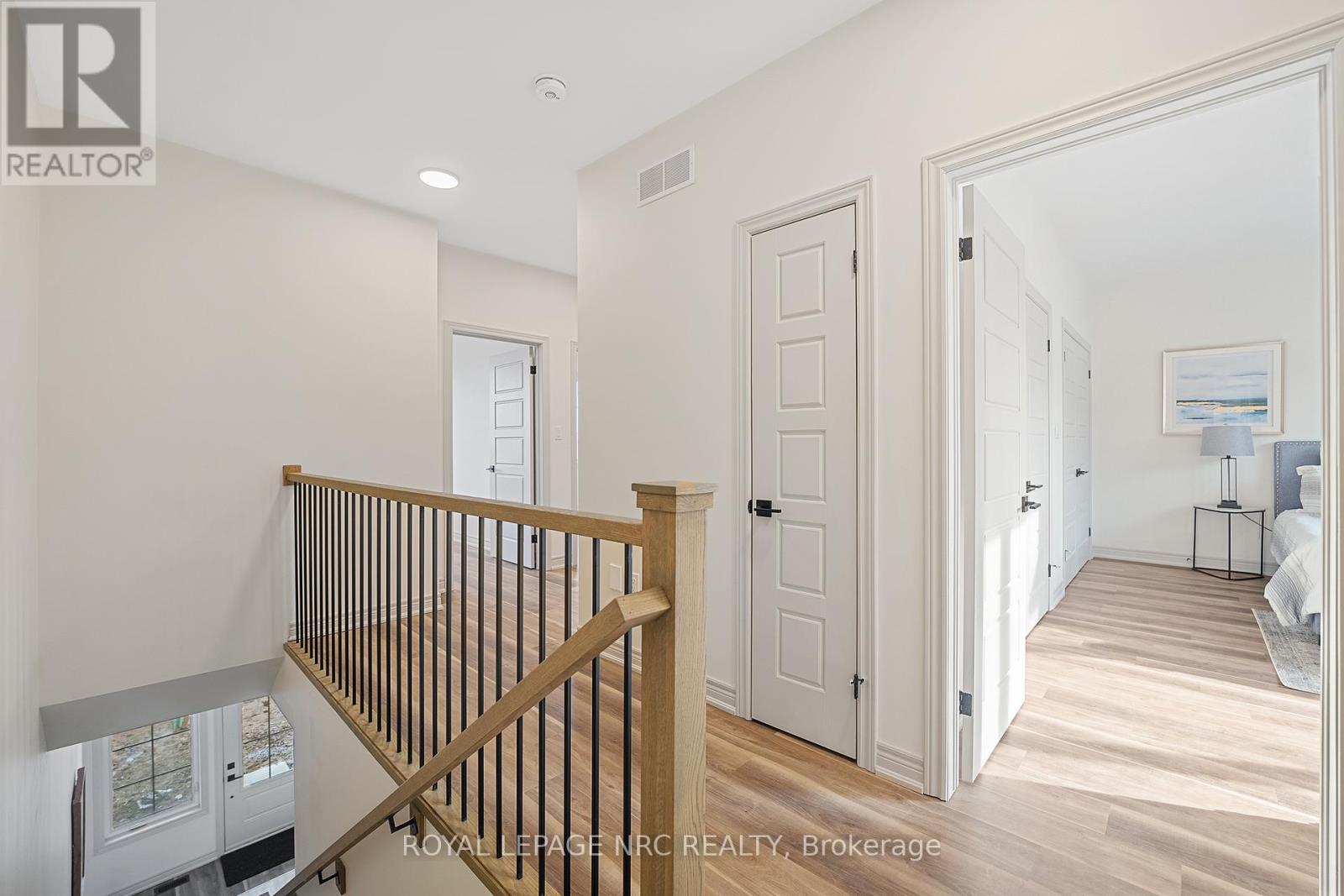29 Beaverloch Drive, Thorold (558 - Confederation Heights), Ontario  L2V 0J9 - Photo 24 - X12031211