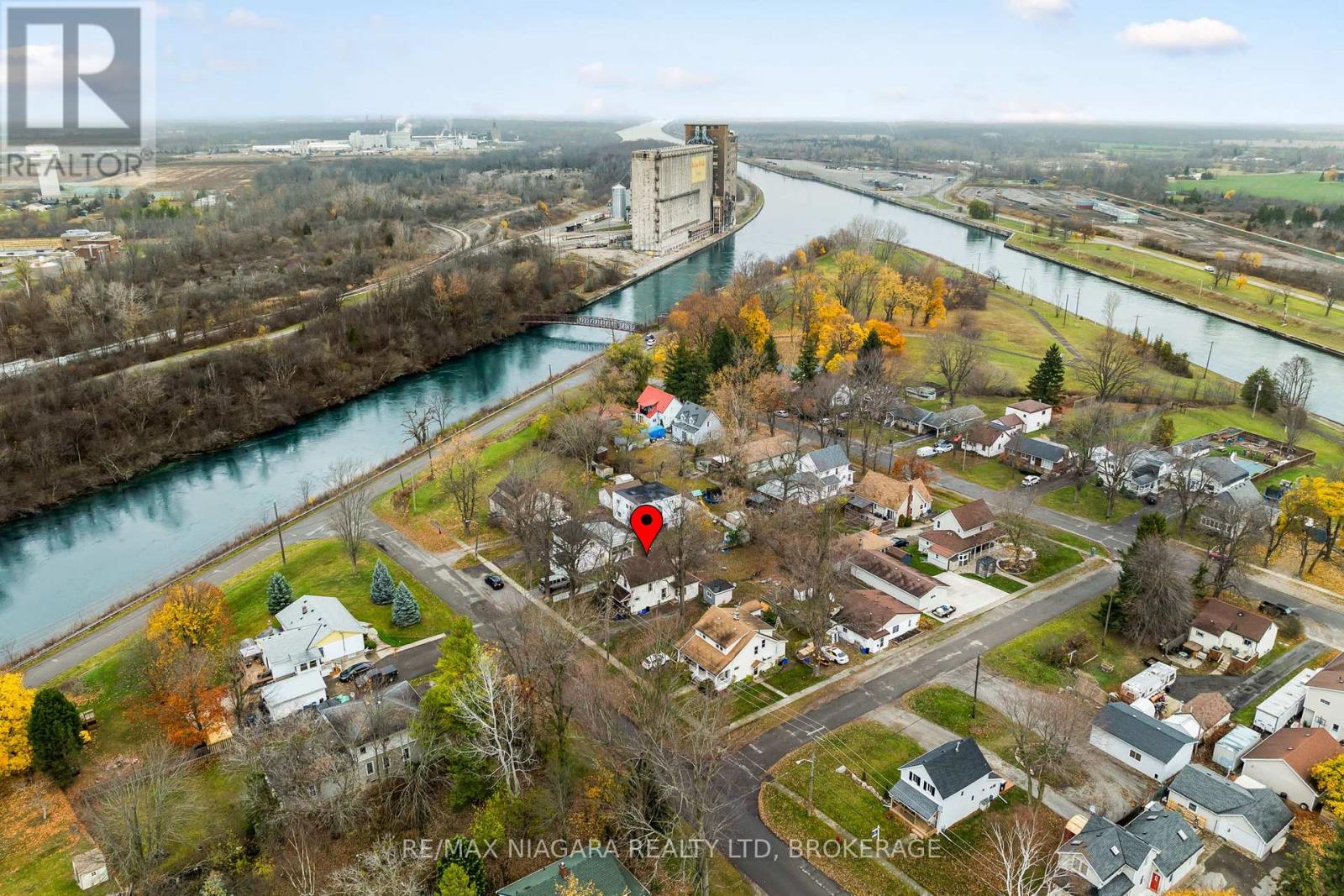 249 Mellanby Avenue, Port Colborne (877 - Main Street), Ontario  L3K 2M2 - Photo 32 - X12032120