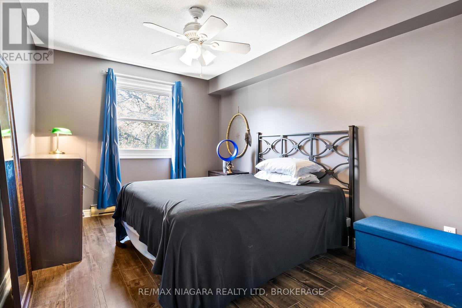 2 Walnut Street, St. Catharines (456 - Oakdale), Ontario  L2H 1H3 - Photo 16 - X12033243